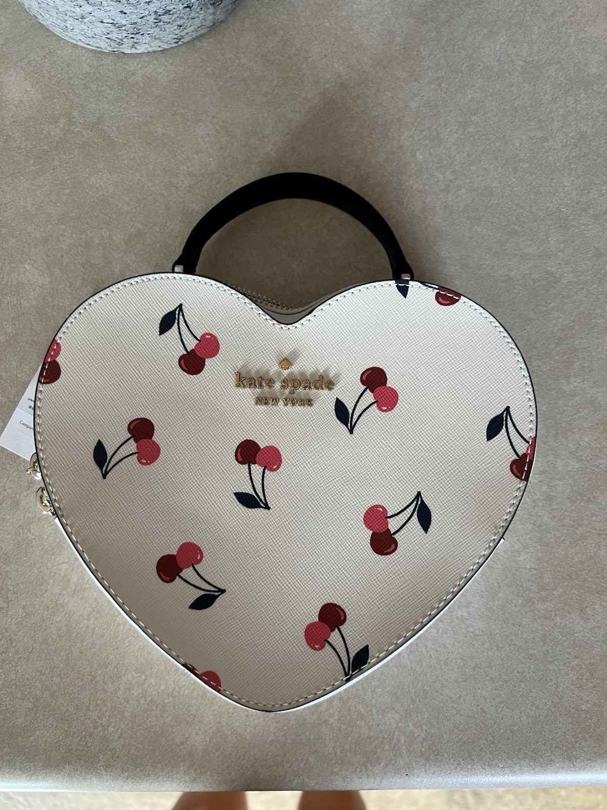 NWT Kate Spade New York Love Shack Cherry Heart Crossbody in Cream