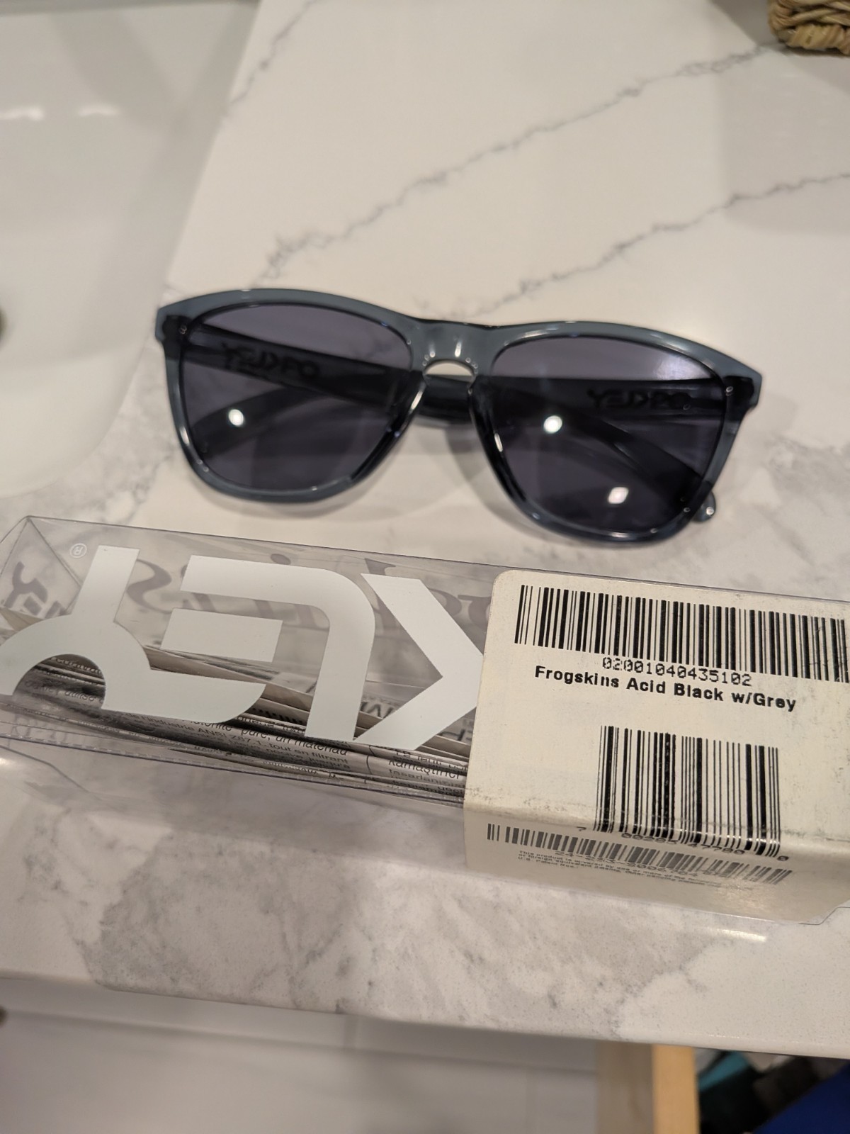 Oakley Frogskins ACID Black w/ Polarized Grey Lens RARE EXCELLENT CONDITION