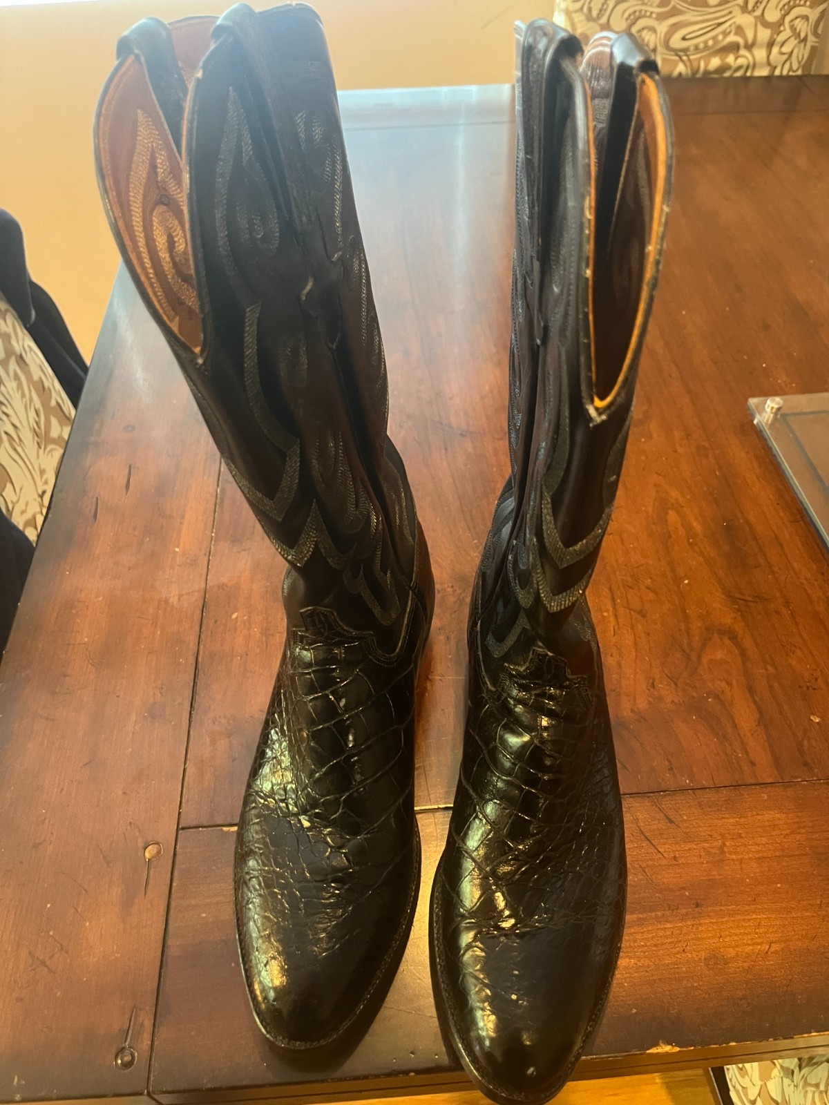 Lucchese Handmade American Alligator Boots 8.5D MENS