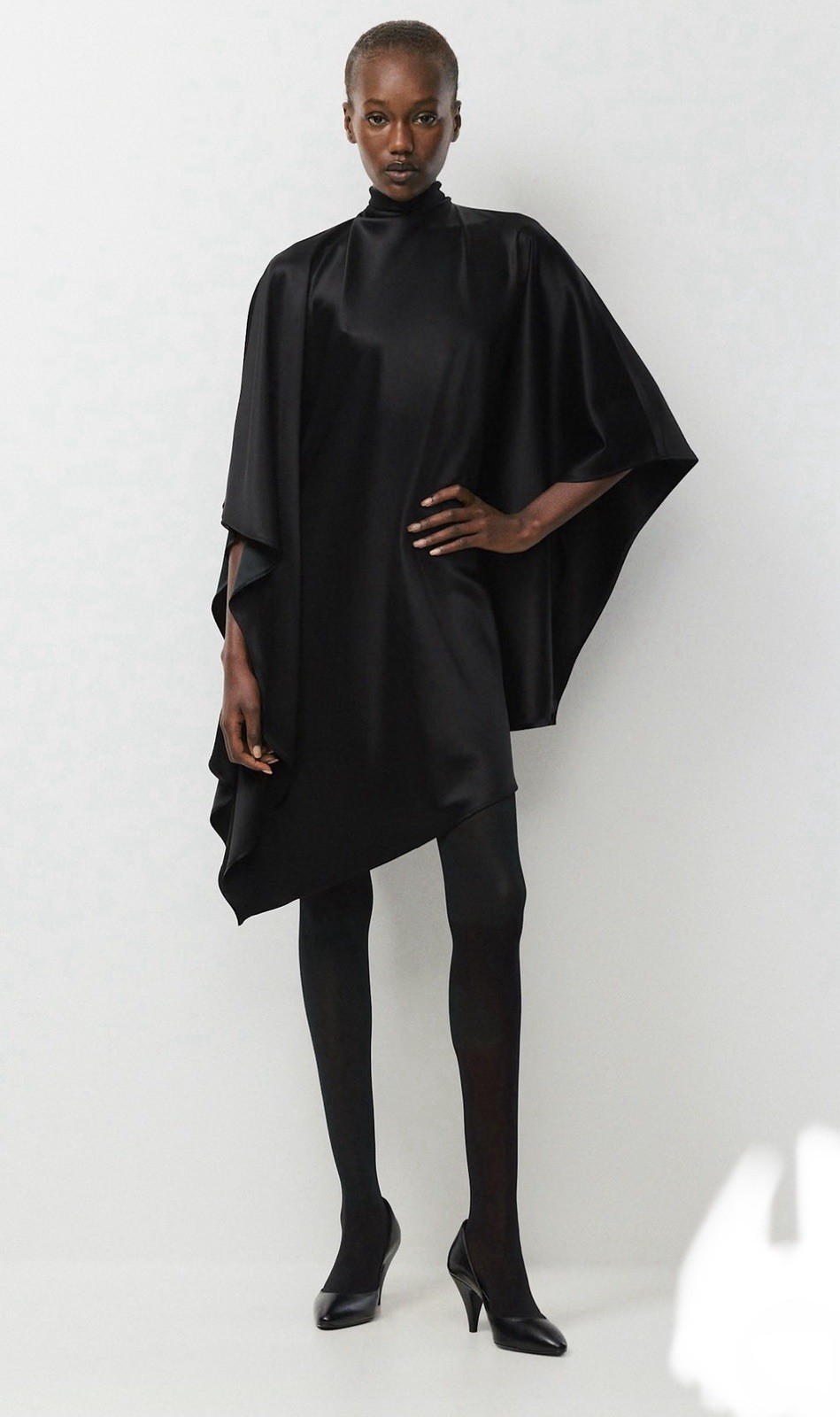Aritzia Ten Fan Double Satin Mockneck Mini Dress Black Large