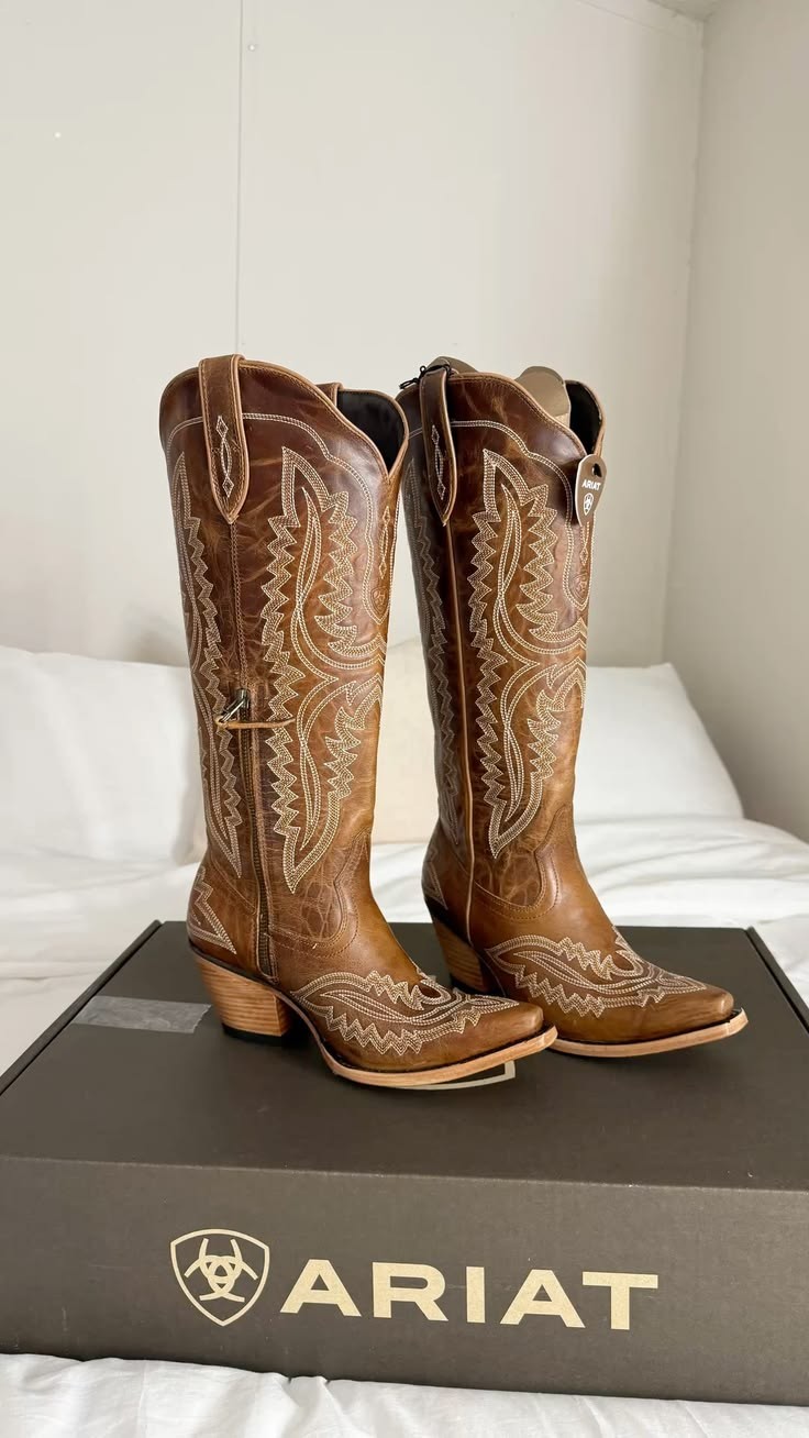 Ariat Women's Casanova Shades Of Grain 16In Top Cowgirl Boot