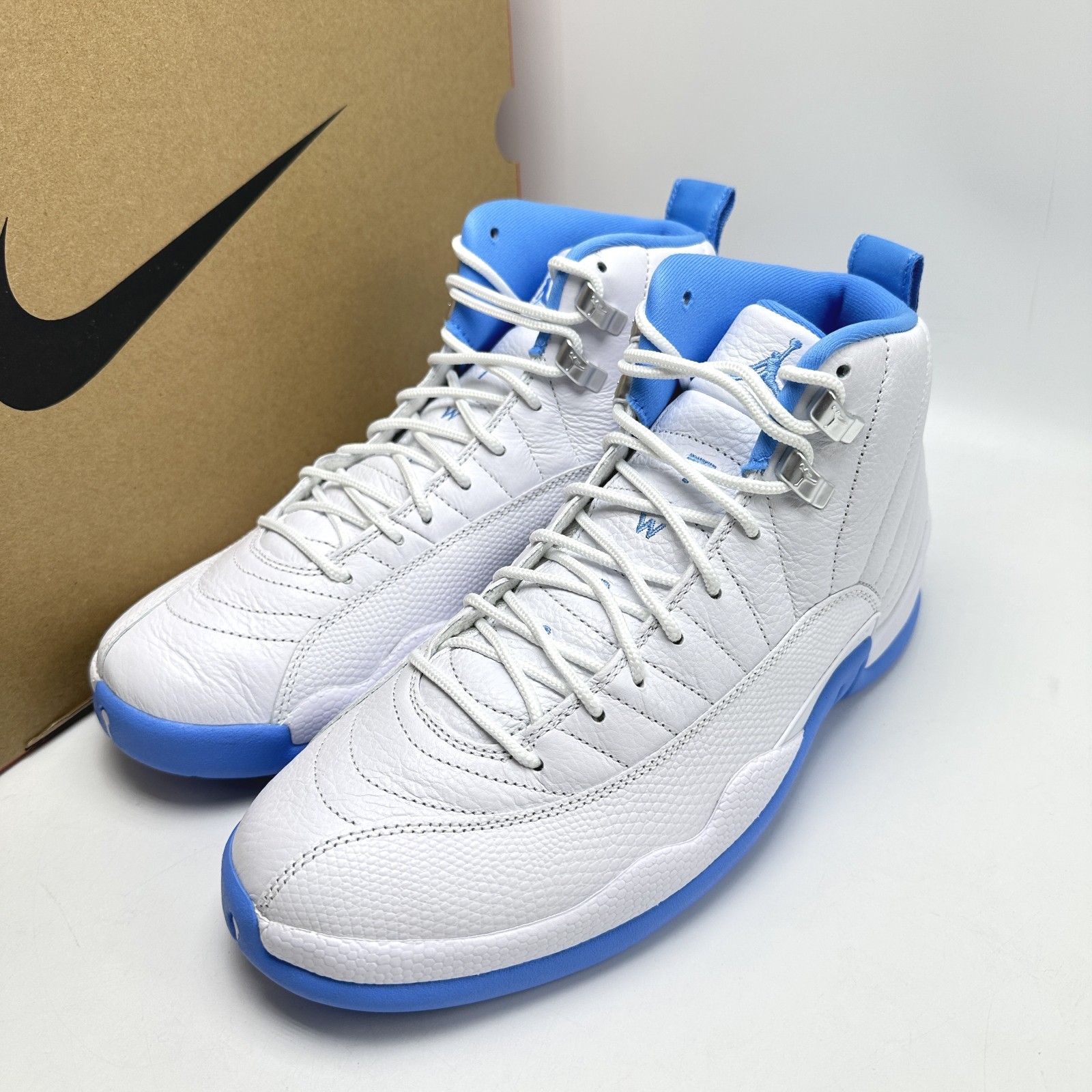 Mens Nike Air Jordan 12 Retro Shoes White University Blue New CT8013-112
