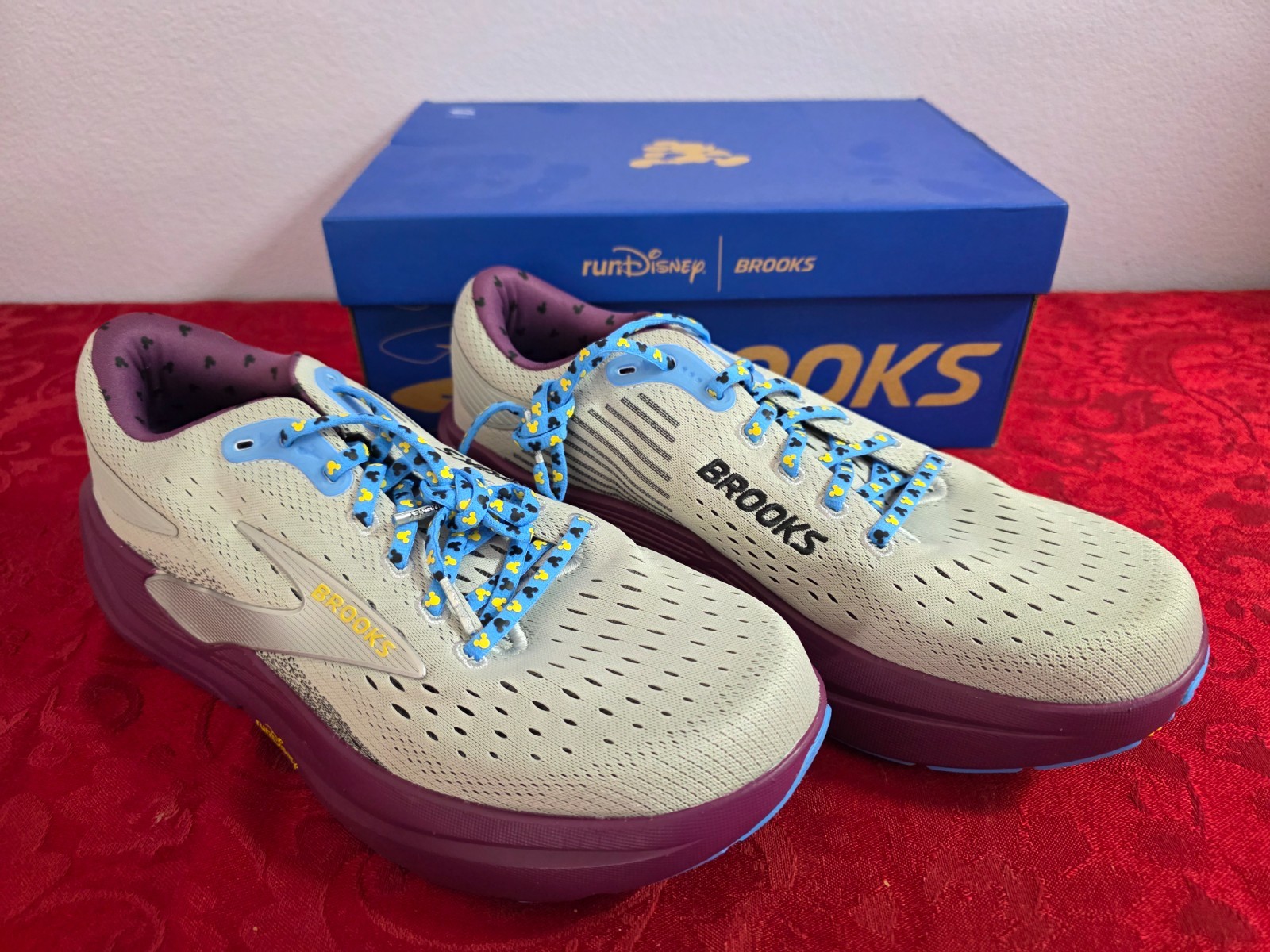 New Brooks Ghost Max 3 × runDisney Wine & Dine 2025 LE | Men\'s Size 10 