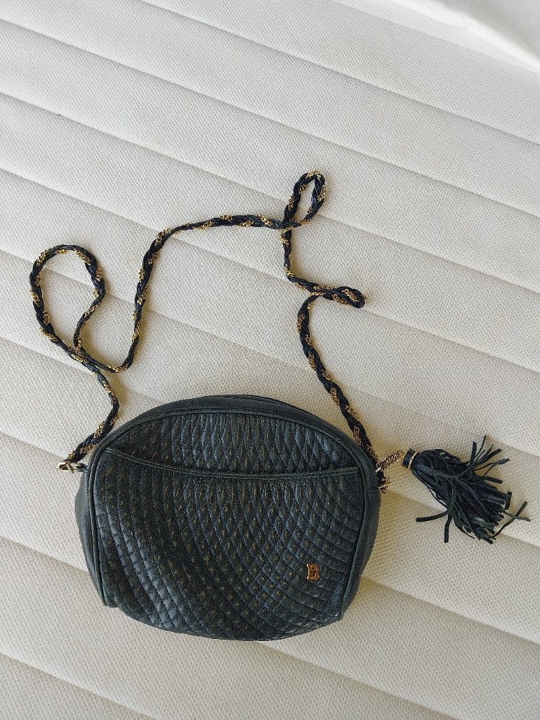 Pristine Vintage BALLY Leather \'Camera Bag\' Crossbody Black Navy Gold Chain