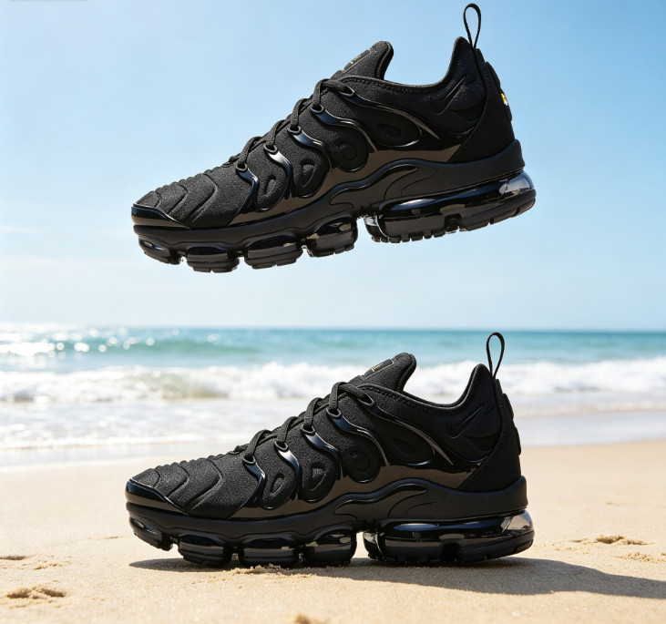 TN Plus Triple Black New Nike Air Vapormax men\'s shoes