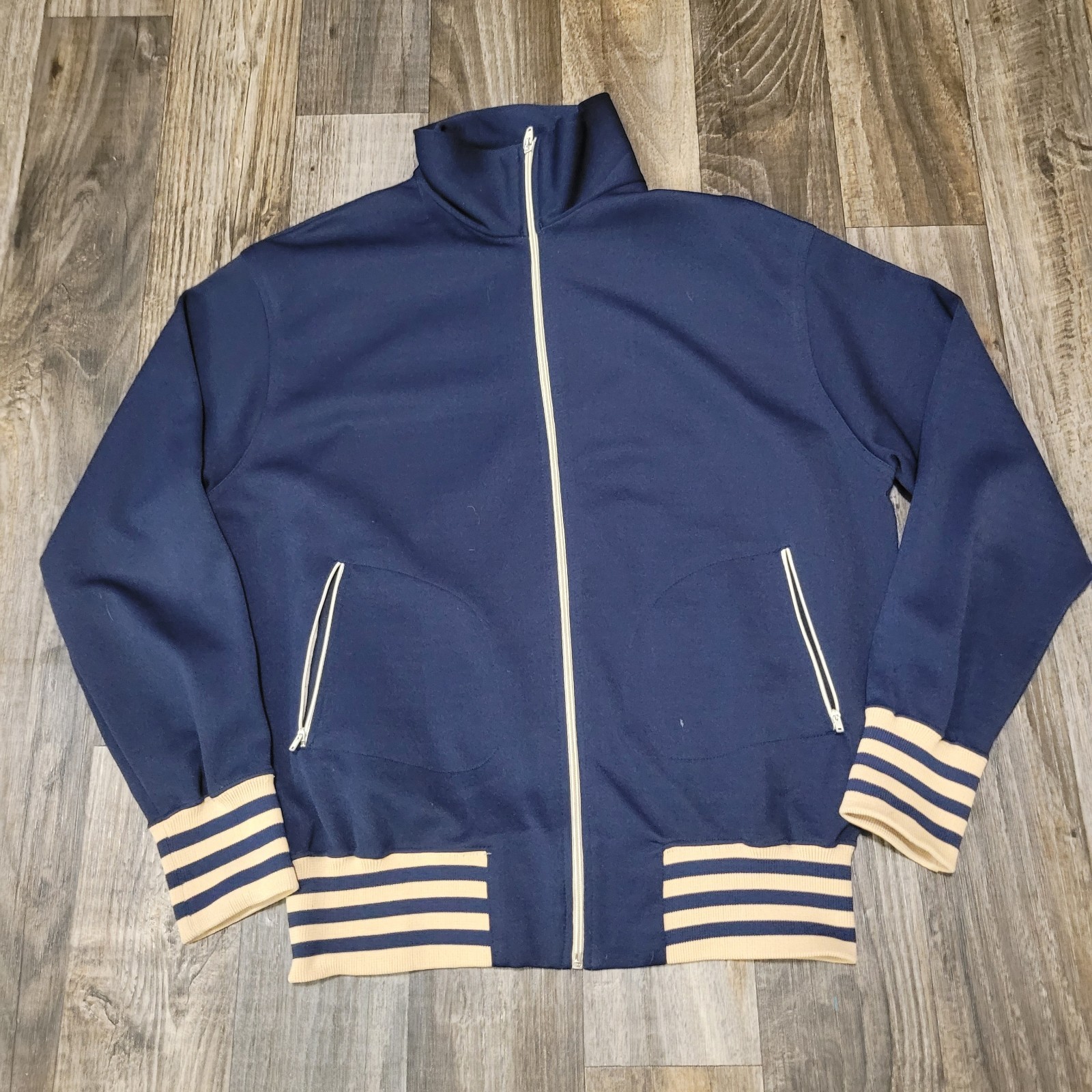 Vintage 70’s Cross Court Men’s Track Tennis Jacket Size Large
