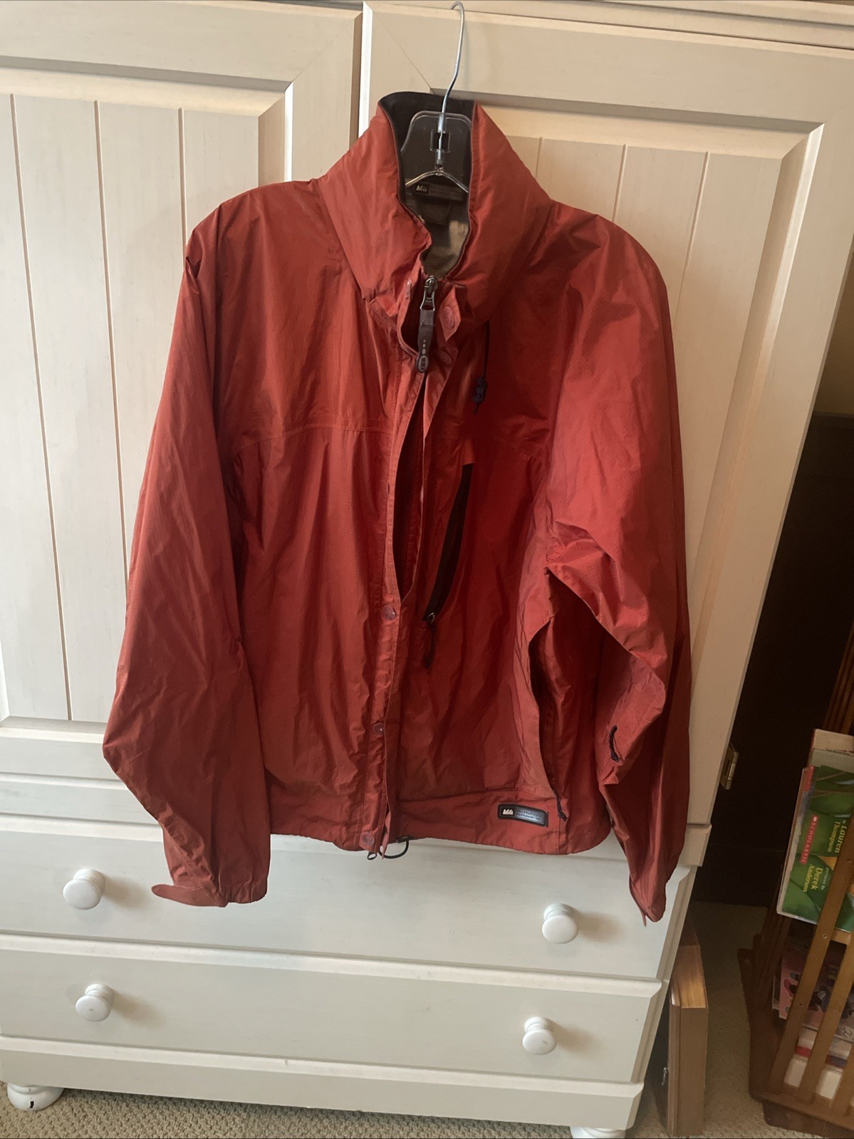 REI Elements E1 Topo Rain Jacket Men\'s Burnt Orange Hooded - Size L