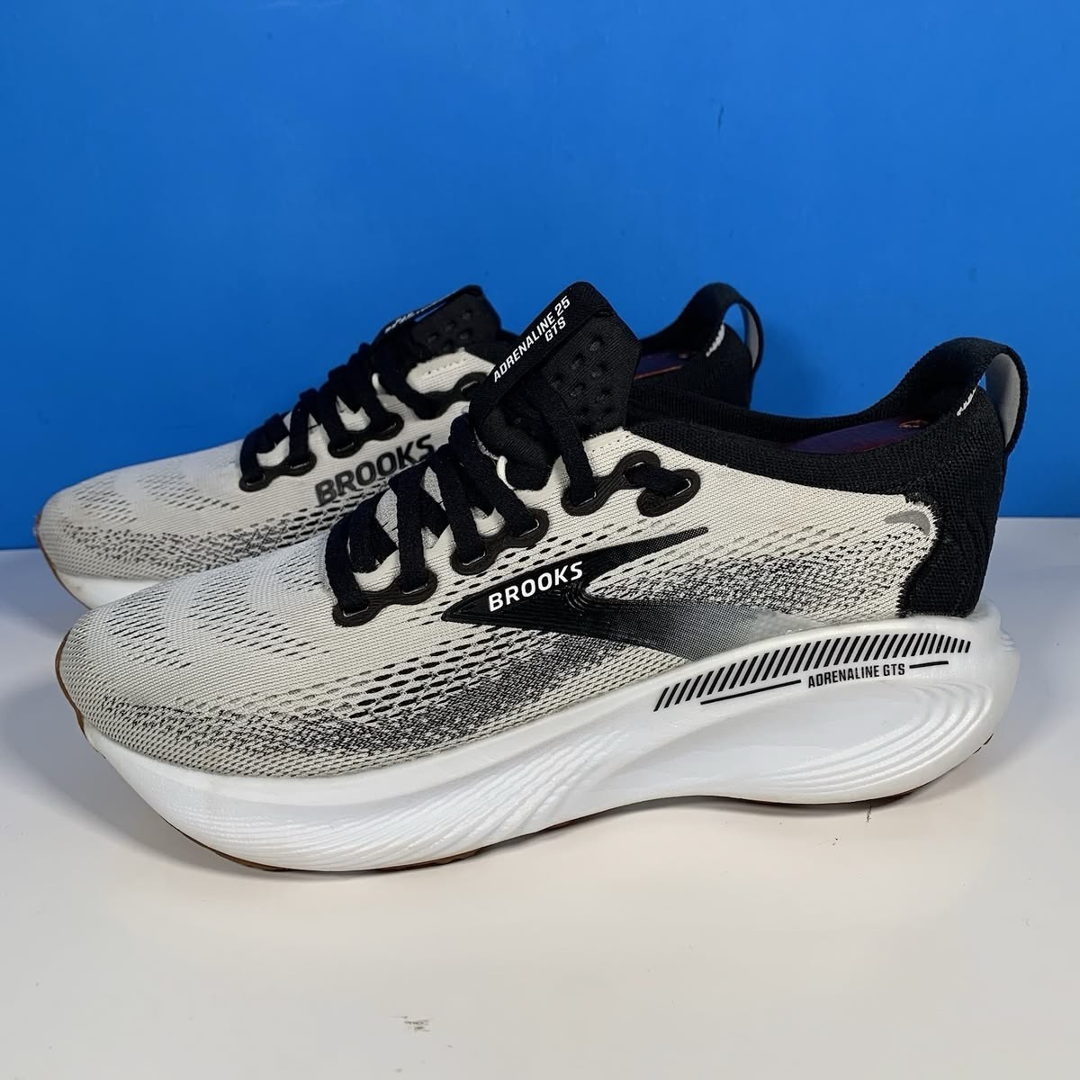 [SALE] Brooks Adrenaline 25 Running Shoe - Women's - White/Black - AUTHENTIC