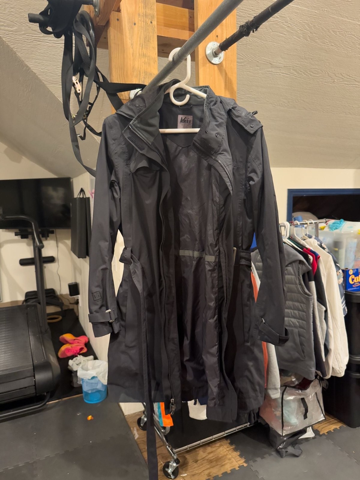 REI Elements Rain Coat Trench Jacket Size XL Black Hooded Belted (Women’s)