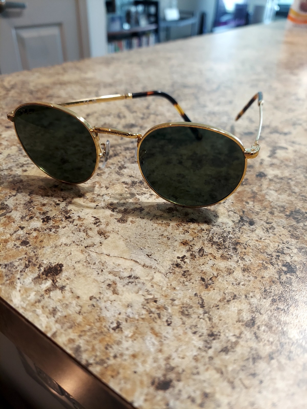 Ray Ban RB3637 New Round Sunglasses  Used Condition 50 21 140
