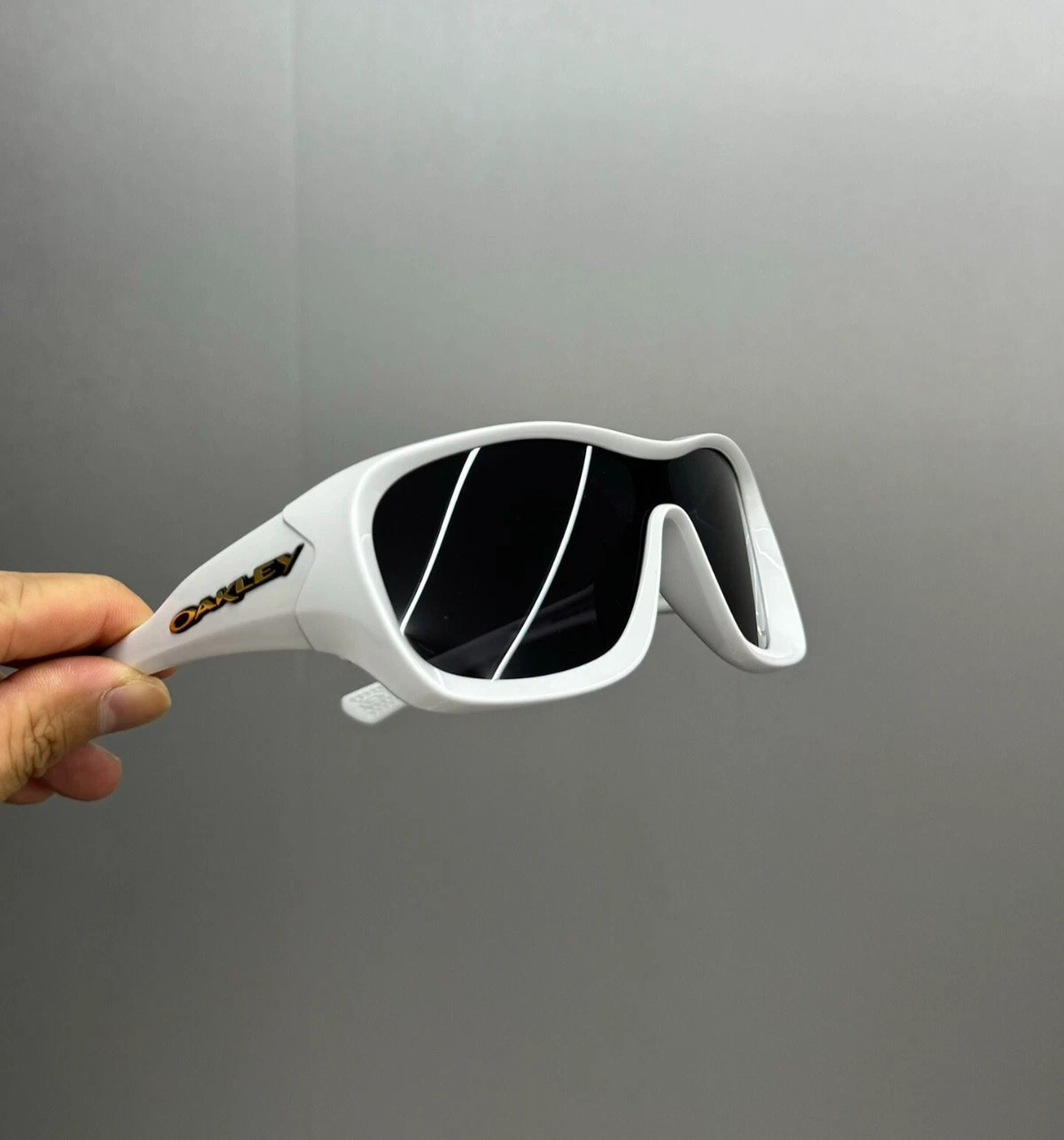 Vintage Oakley De La Salle OO9493 Prizm Sunglasses White Frames Prizm Black Lens