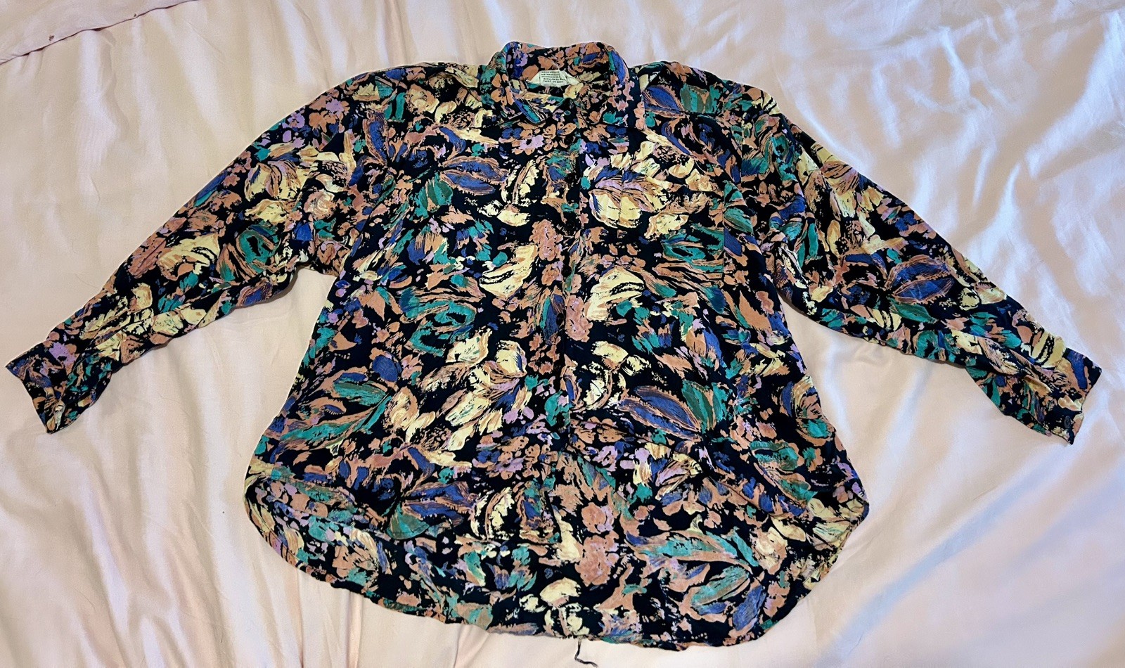 Vintage STAR brand Floral Pattern 80’s/90’s Women’s 3/4 Sleeve Blouse