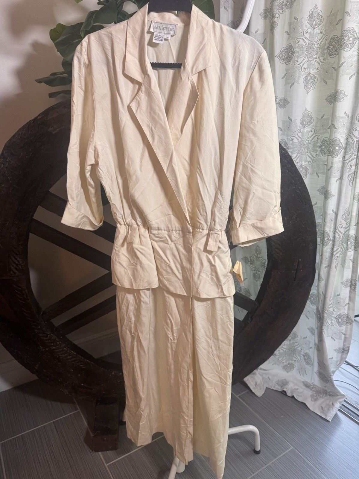 VTG Silk Studio Macys 100% Silk Deadstock NWT Peplum Style Dress Cream M