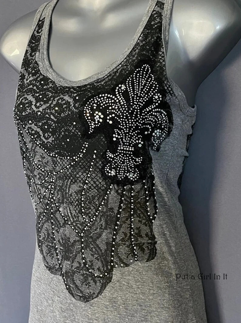 New - VOCAL Apparel Women\'s Tank Top Crystal Gray with Fleur De Lis - Size M