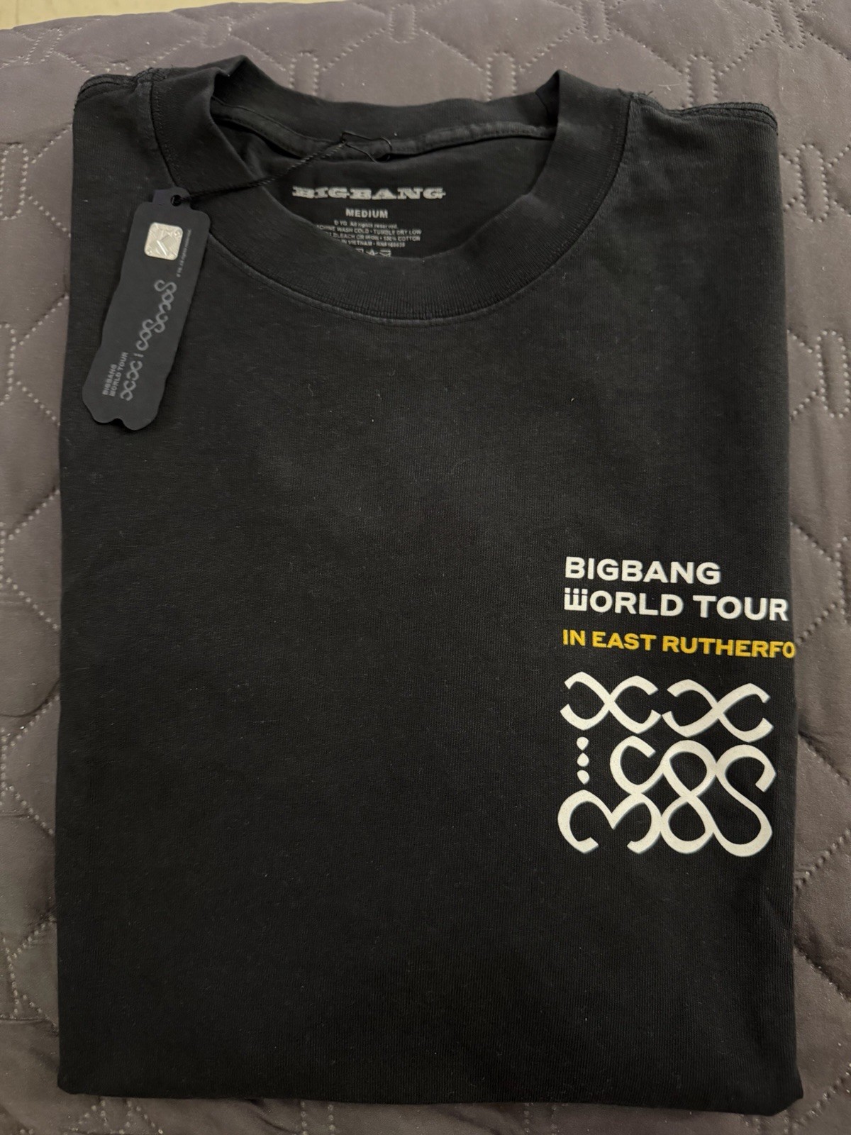 BIGBANG World Tour Men\'s Black Jersey Crewneck sz M (Limited Edition) Authentic
