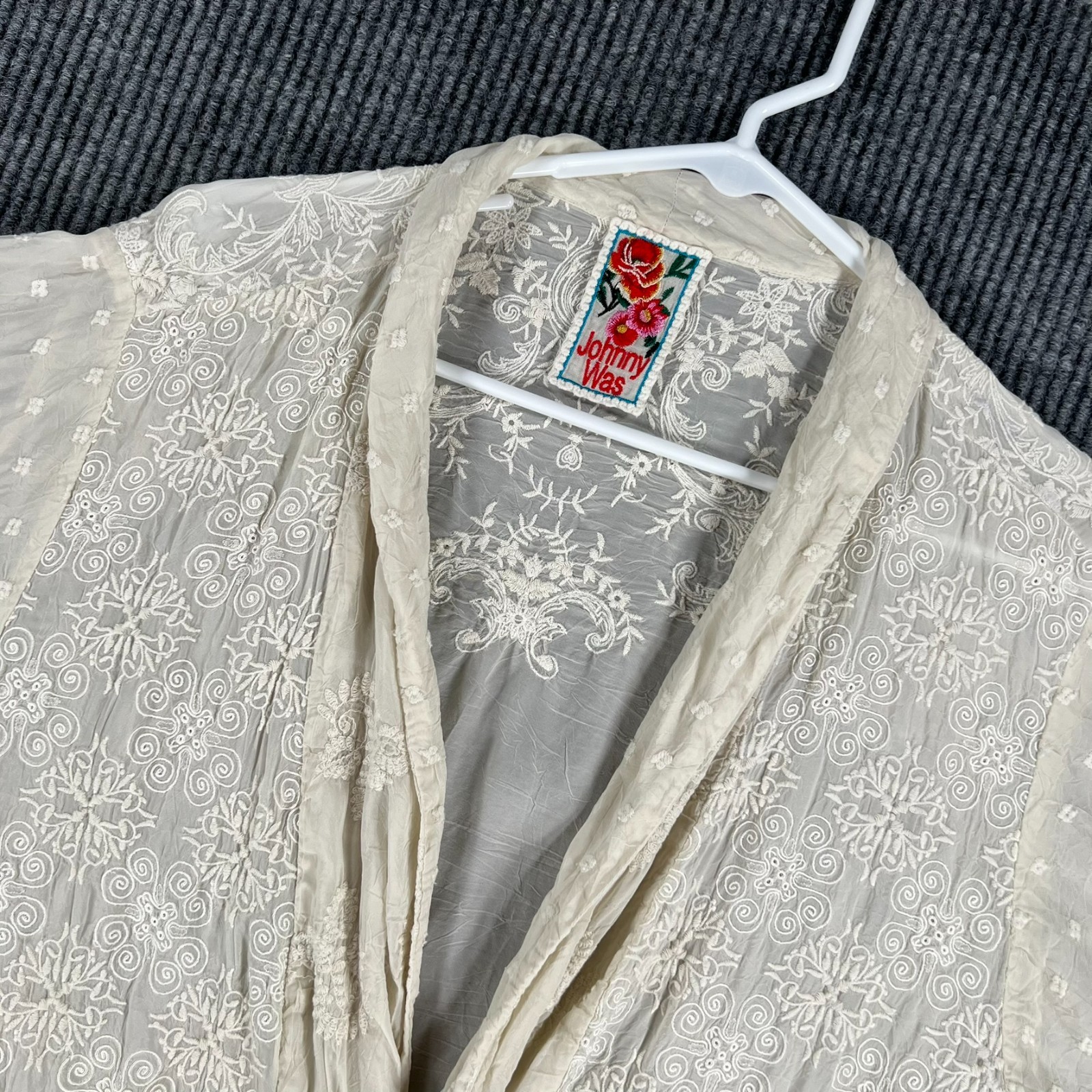 Johnny Was Wrap Womens Size Large Ivory Embroidered Long Sleeve Casual Lounge