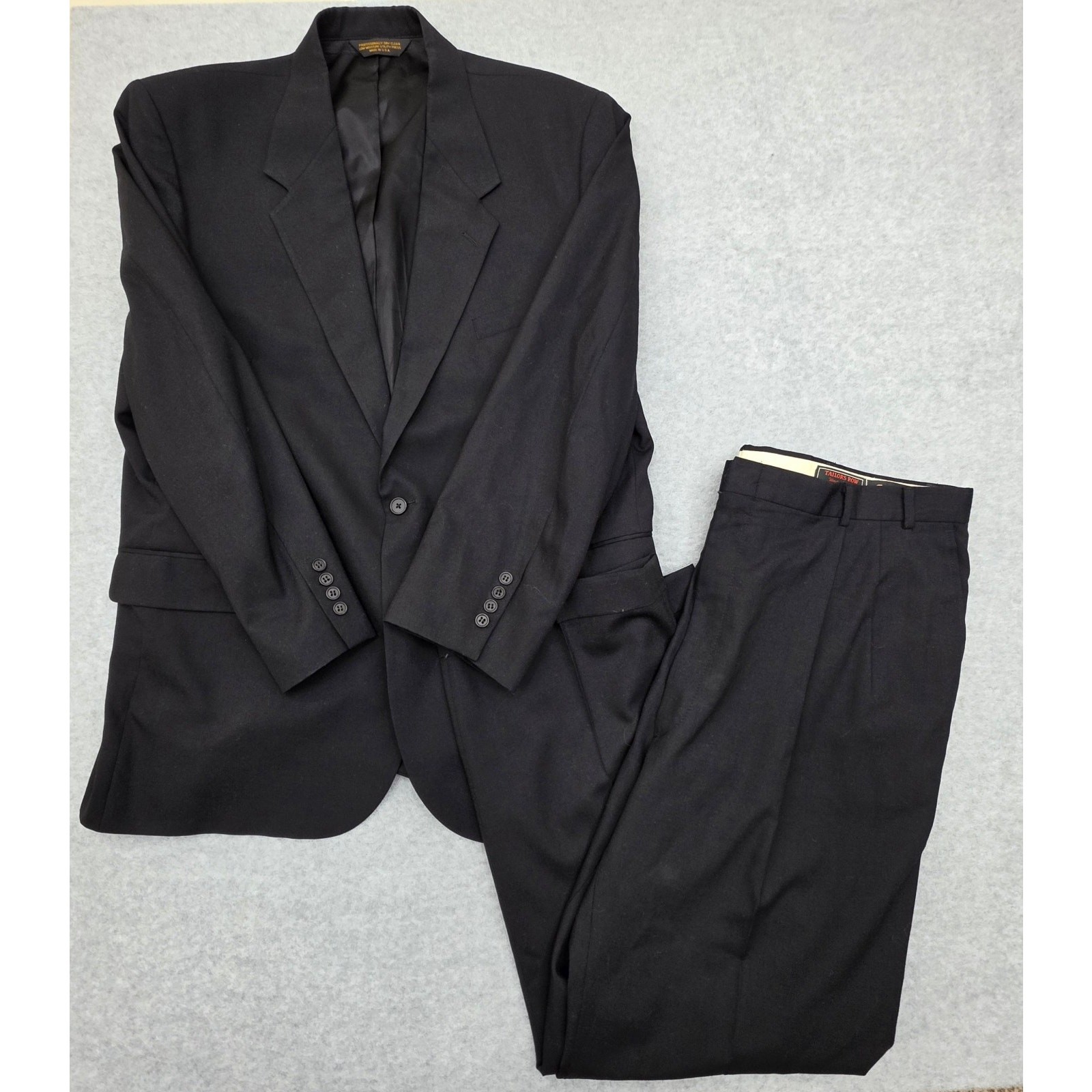 Vintage Tailors Row Deansgate 100% Wool Black 2PC Suit Mens Oversized USA