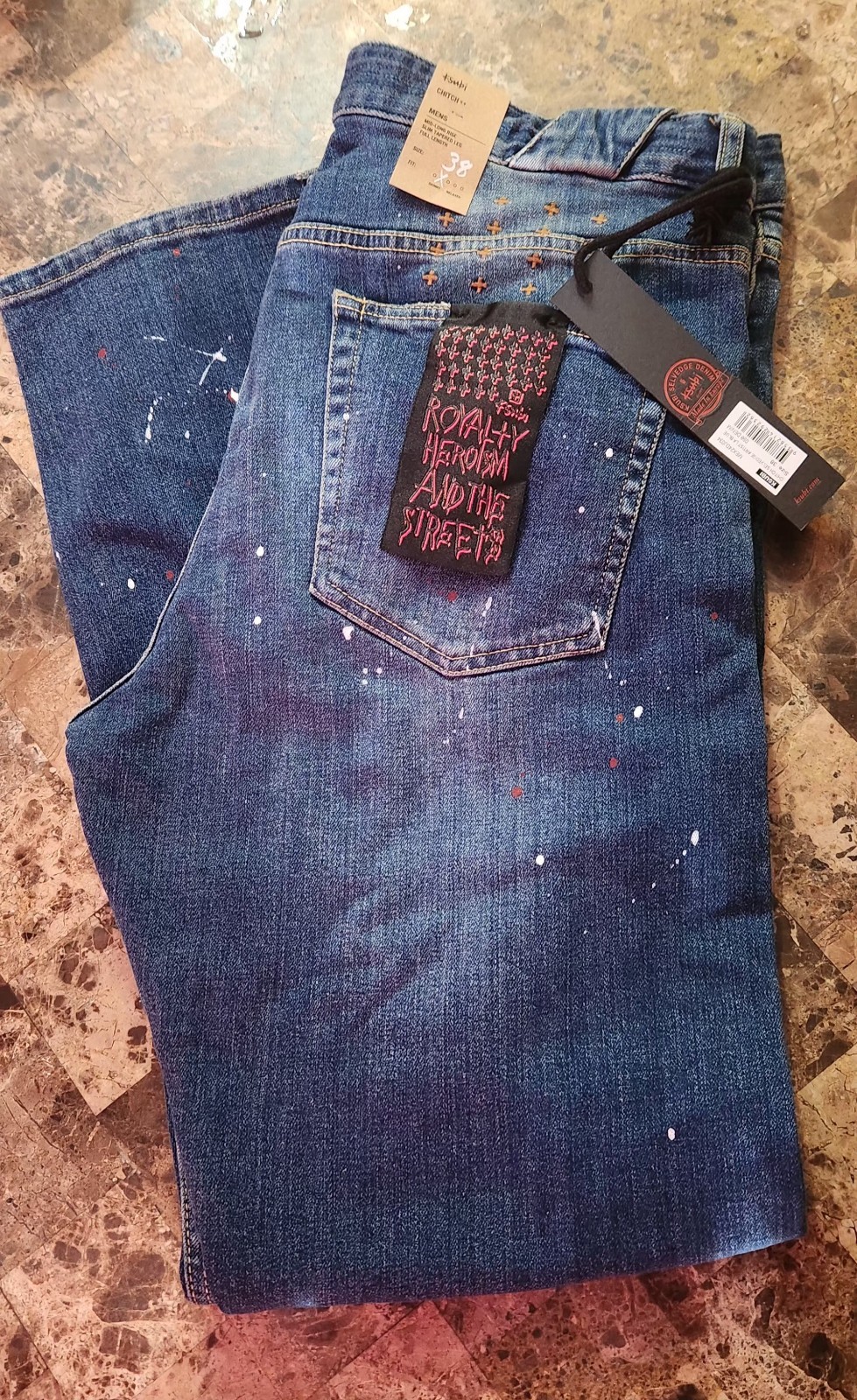 Mens NWT DSquared 2 Jeans 38x31 Skater Paint Spec Jeans