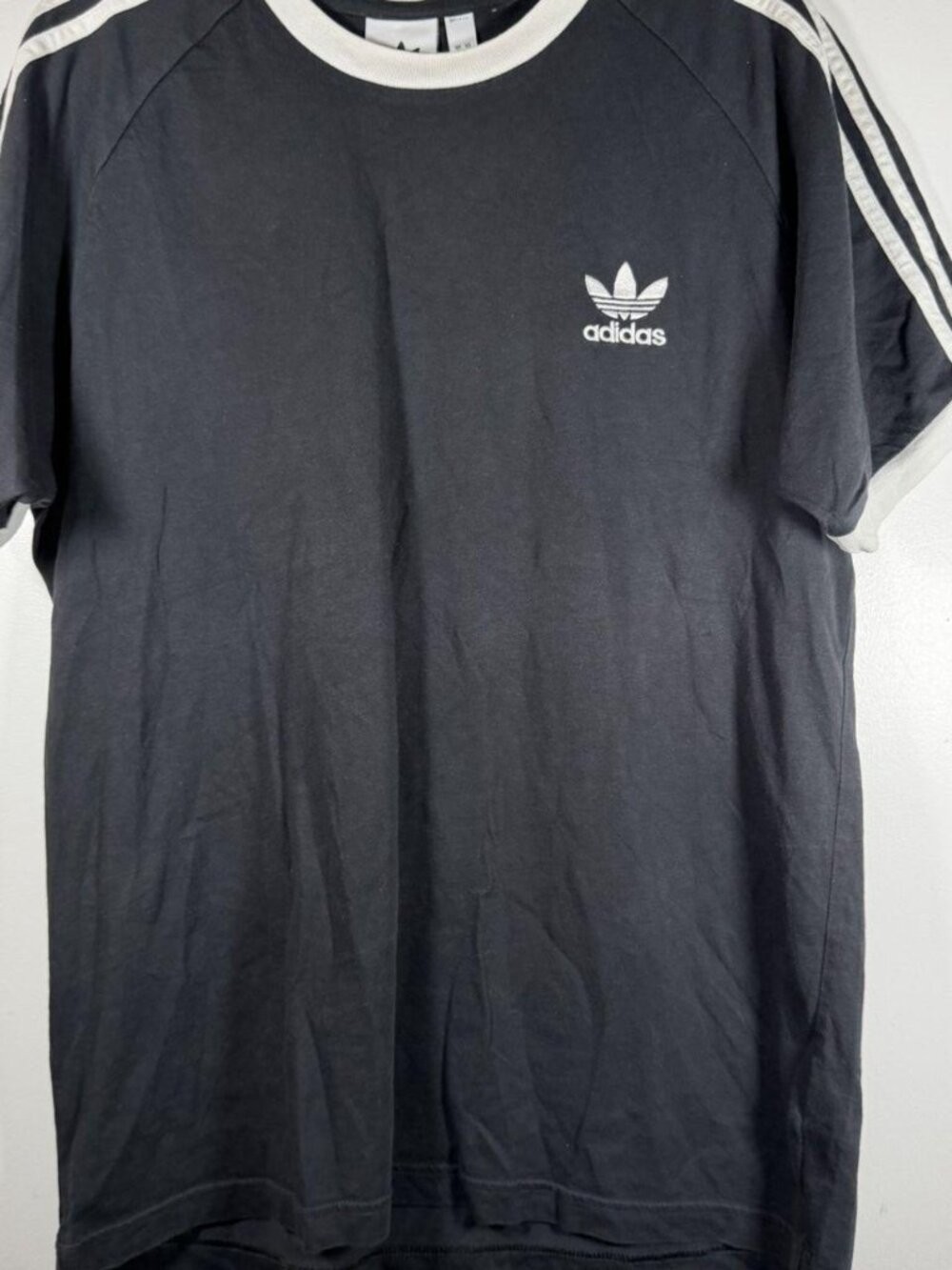 Adidas Originals 3-Stripes tee black with white ringer collar L