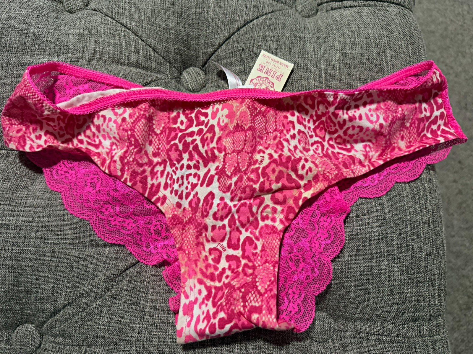 Rare PINK 2012 Women’s Cheeky Lace Panties Sheer Pink Animal Print Size L