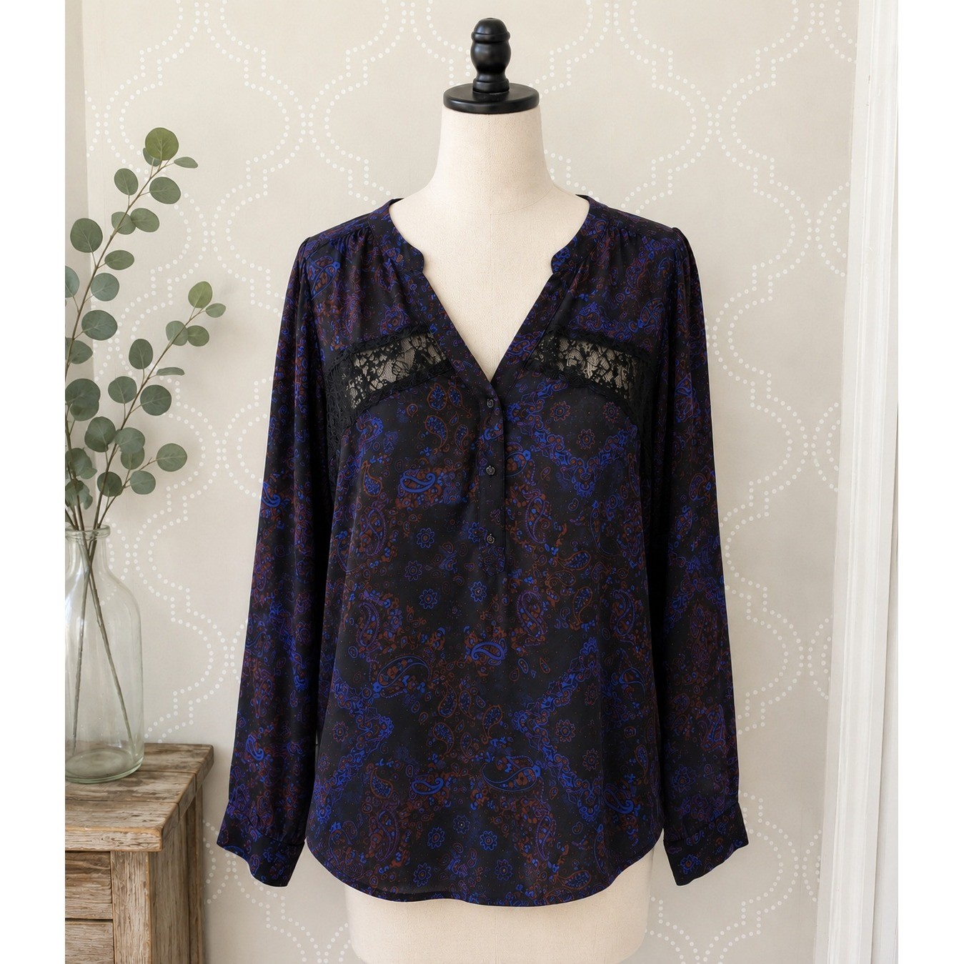 Lovestitch Paisley Lace Inset V-Neck Button Front Blouse Size L NWT