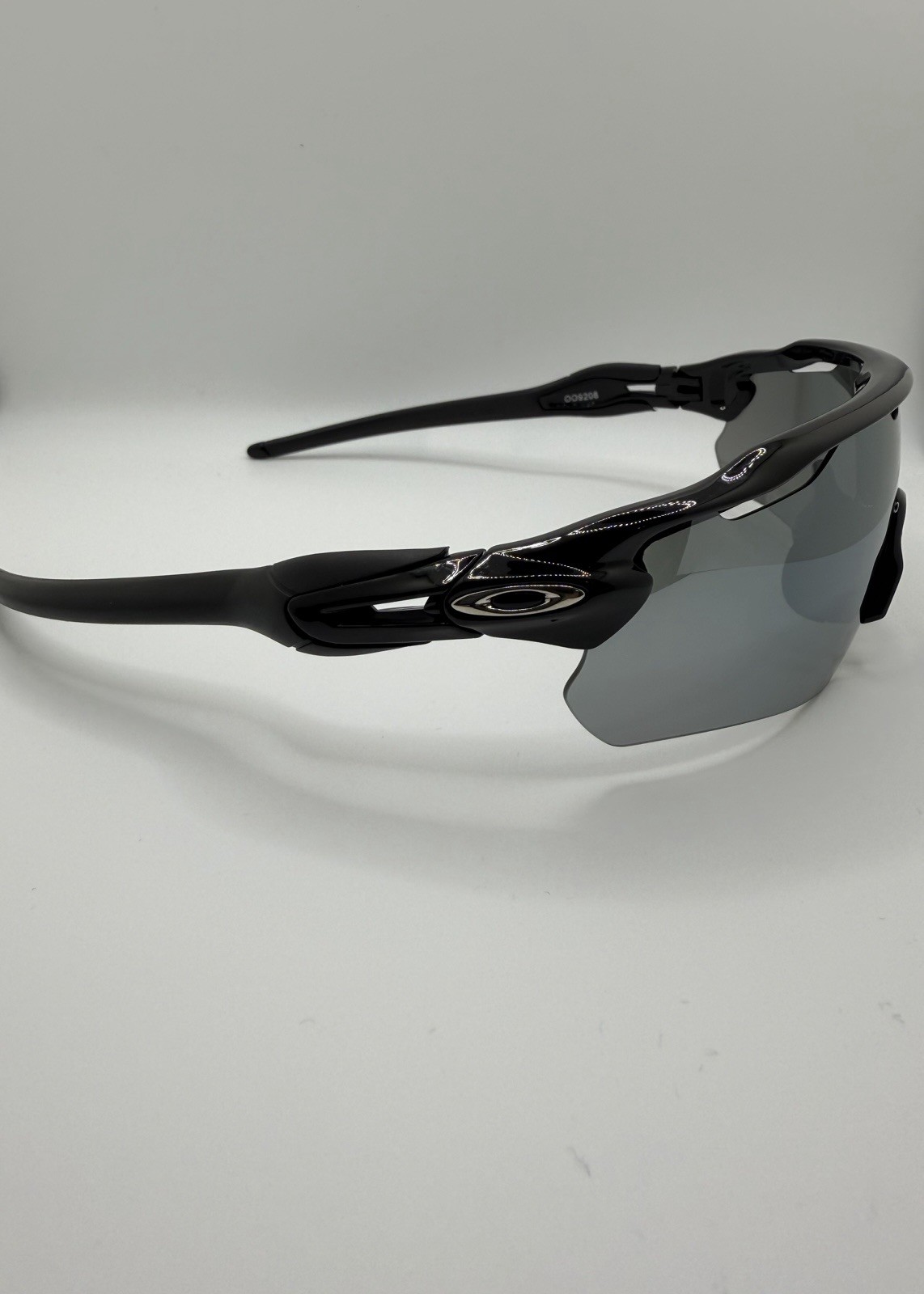 NEW Oakley 009208 Radar Ev Path Men\'s Sunglasses Polished Black Frame Prizm Lens