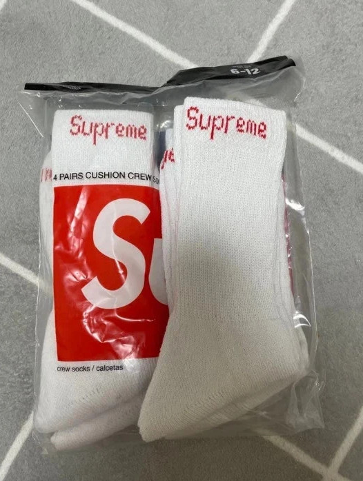 Supreme X Hanes Crew Socks - White, Pack of 4, Size 6-12- New 2026, US Seller