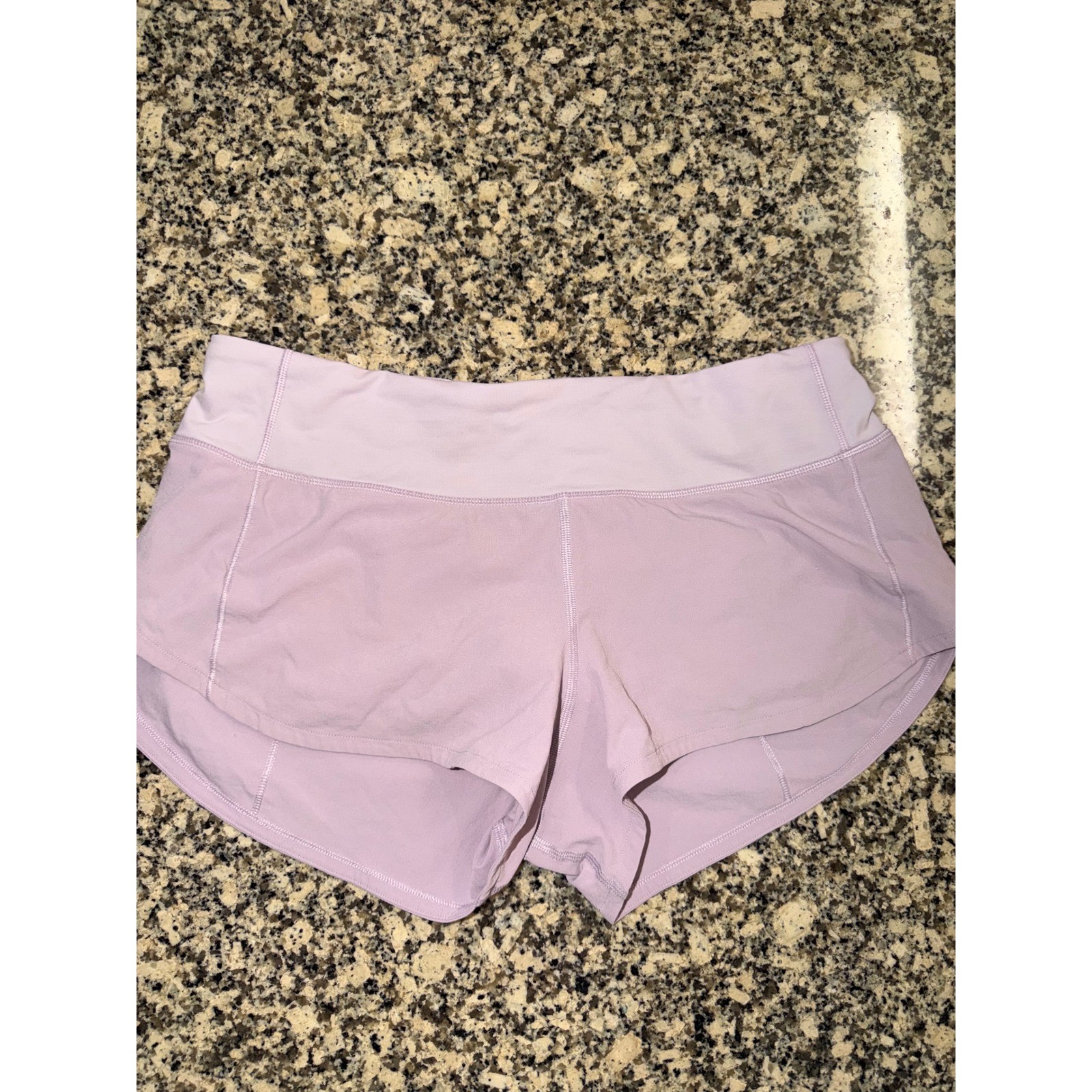 Lululemon Speed Up Low-Rise Lined Shorts 2.5 Lavender Purple Womens Size 6
