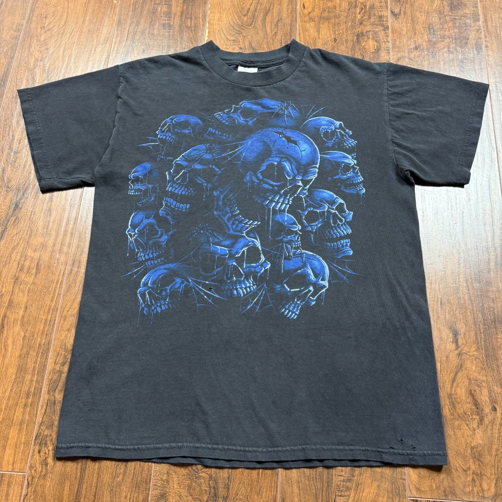 Vintage Skull Pile Shirt Mens Medium Black Faded Tennessee River Y2K 2000s