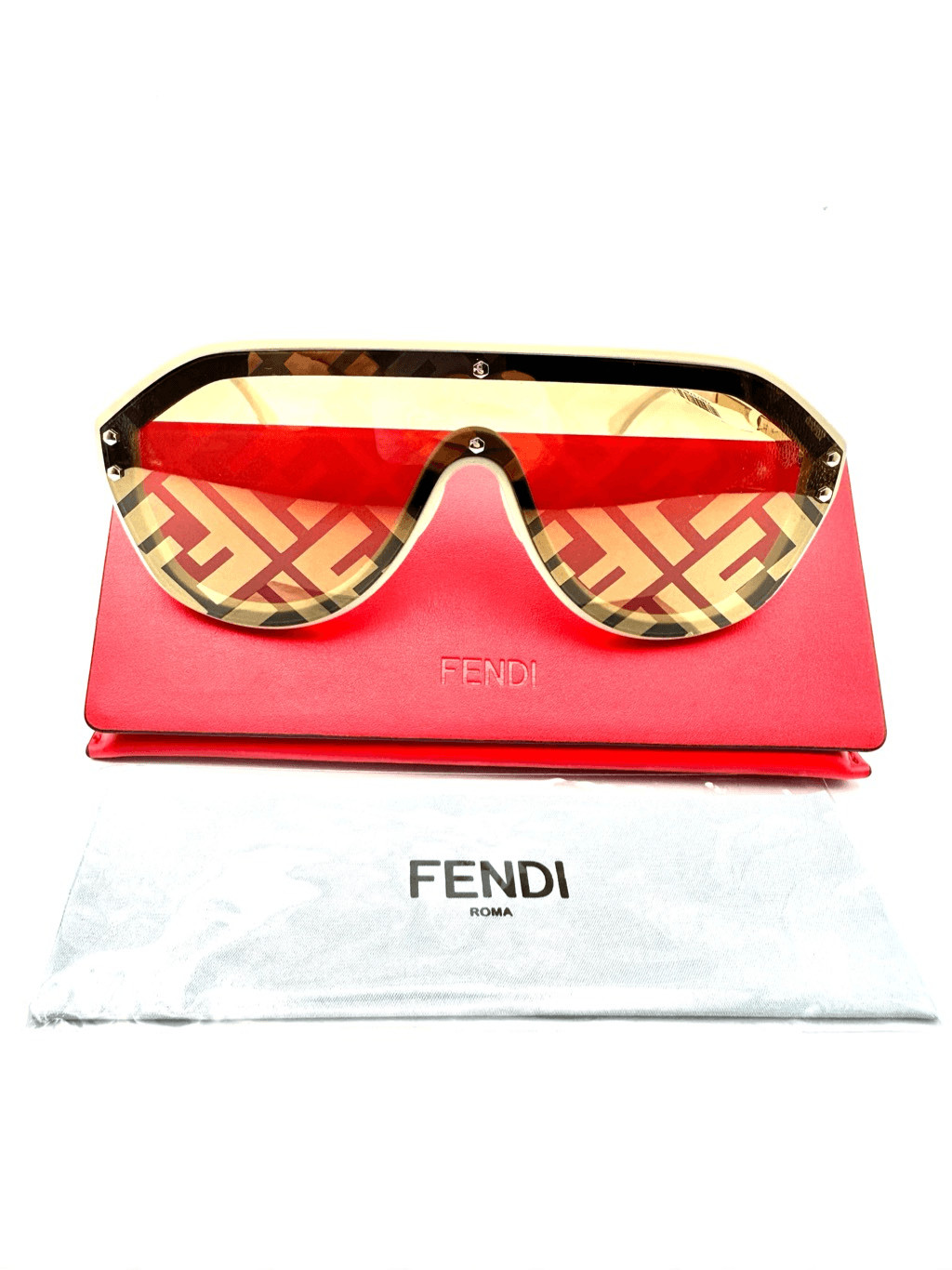Fendi Women\'s FFM0039GS Shield Sunglasses