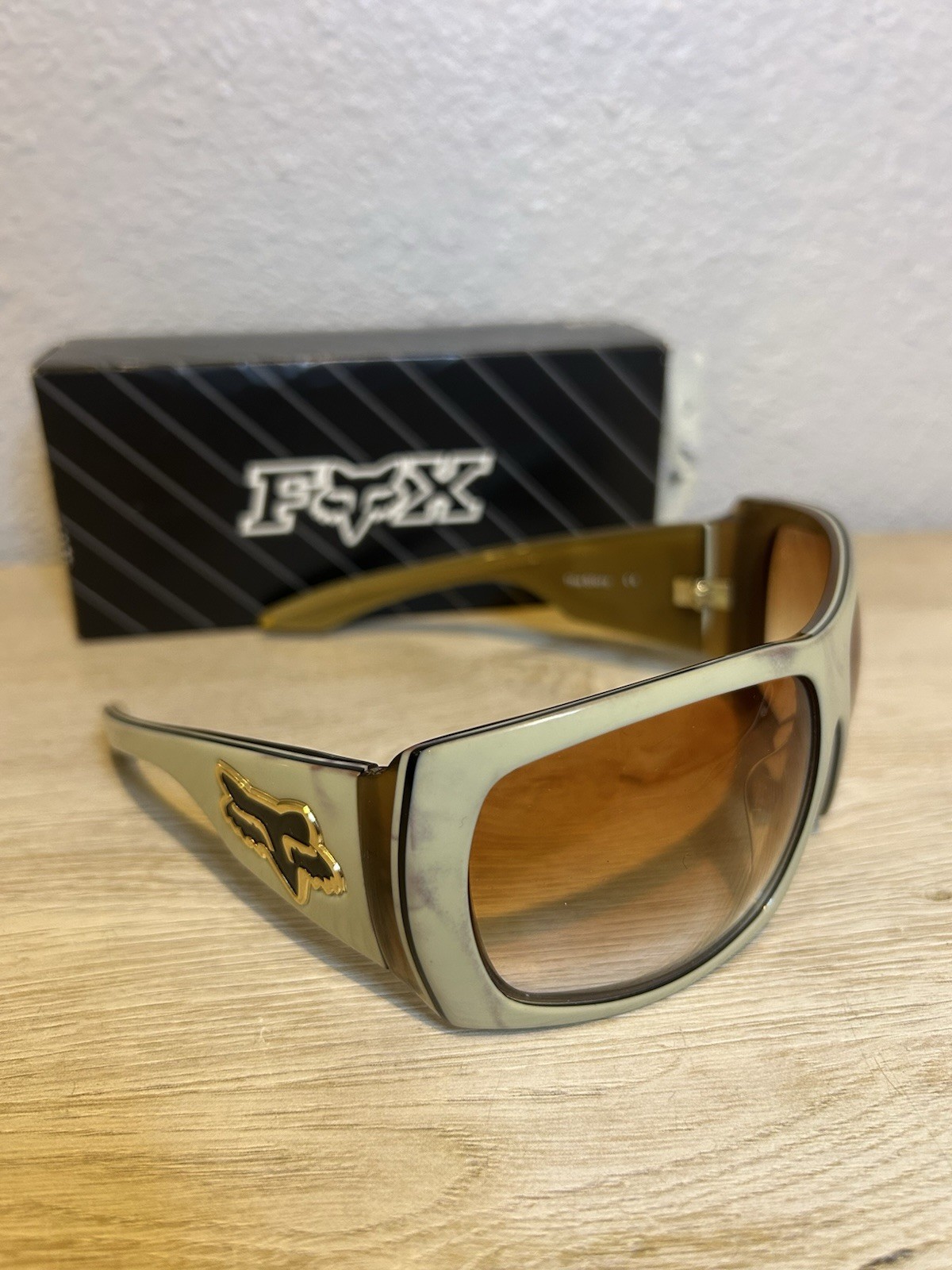 Vtg Y2K FOX RACING “The Story” Sunglasses White Marble Frames Bronze Lenses EUC