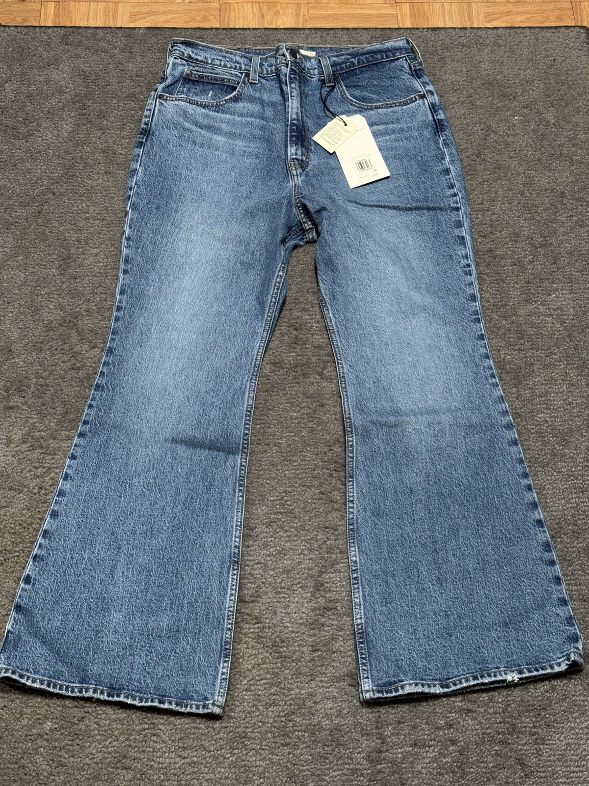 Levi\'s Premium 70’s High Rise Flare Women’s Jeans Size 32x30 Blue