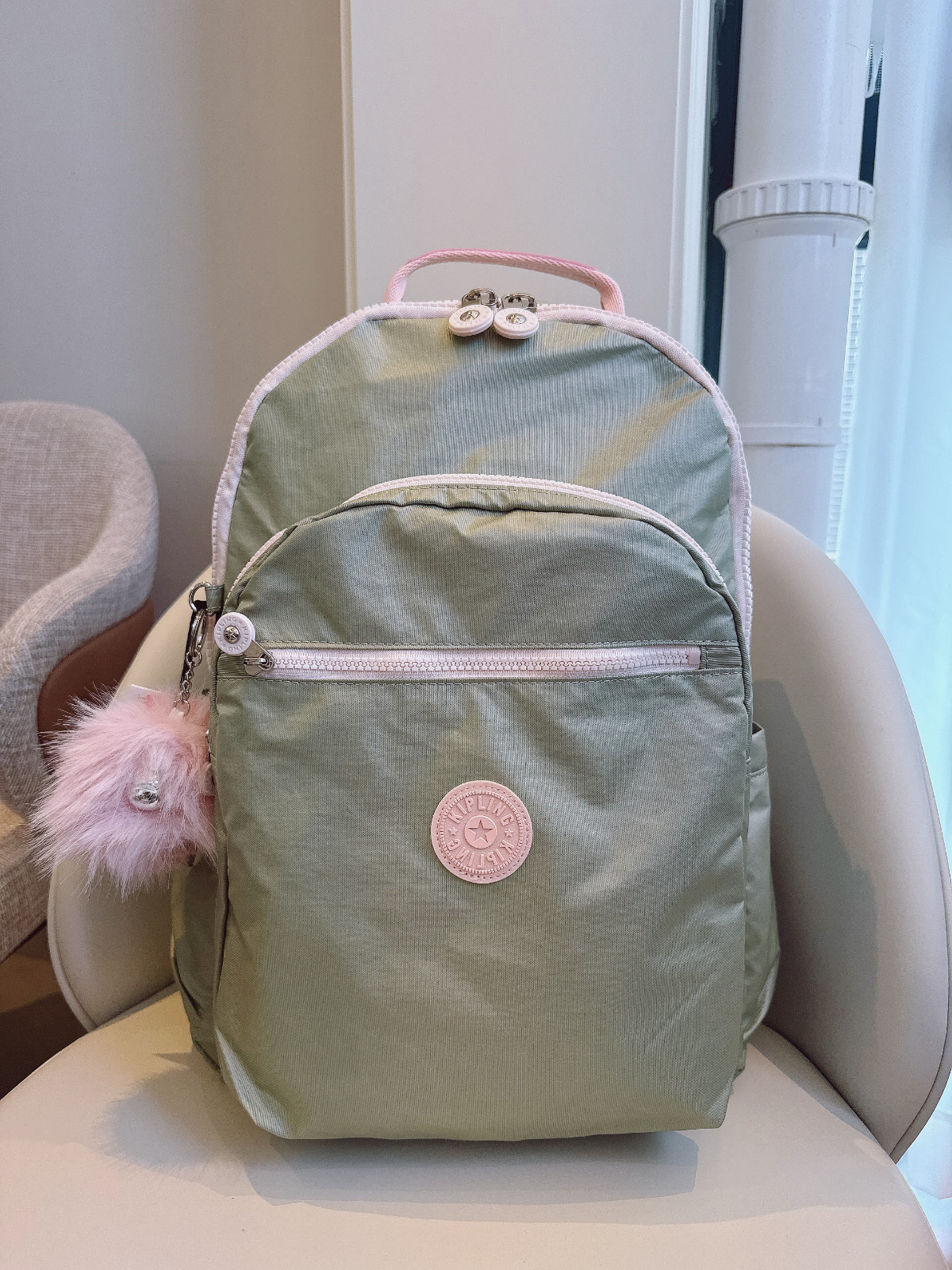 NWT Kipling Seoul 15\