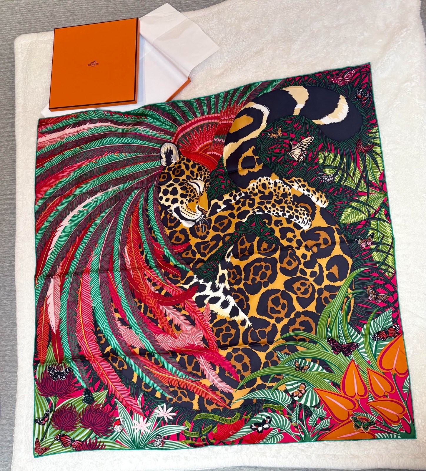 Hermès Jaguar Quetzal Silk Scarf 90x90 cm Alice Shirley Mint in box
