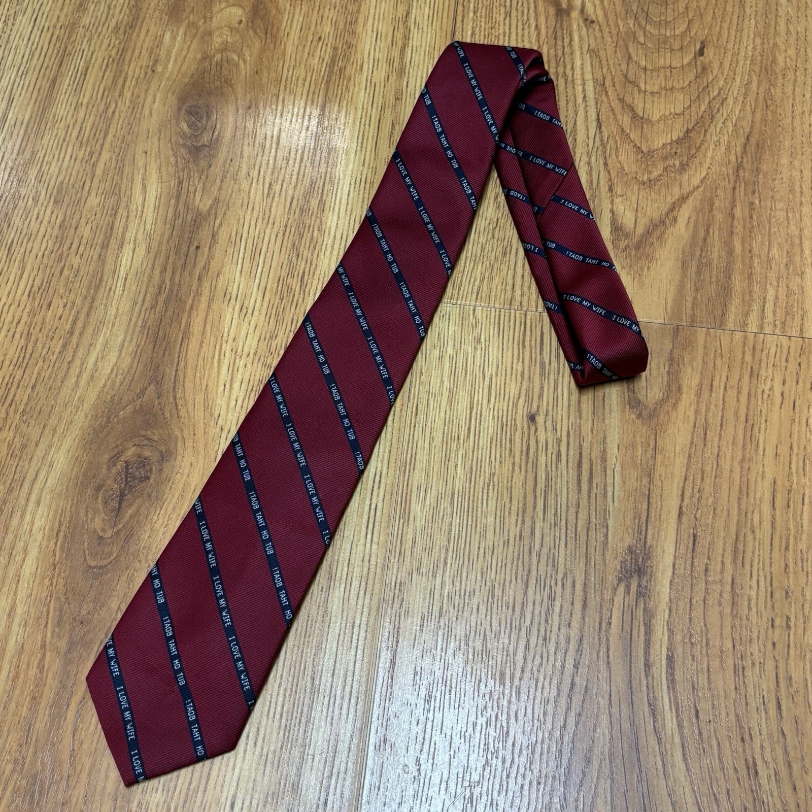 vintage Alyn Neckwear Necktie “I Love My Wife…but Oh That Boat” (backwards)