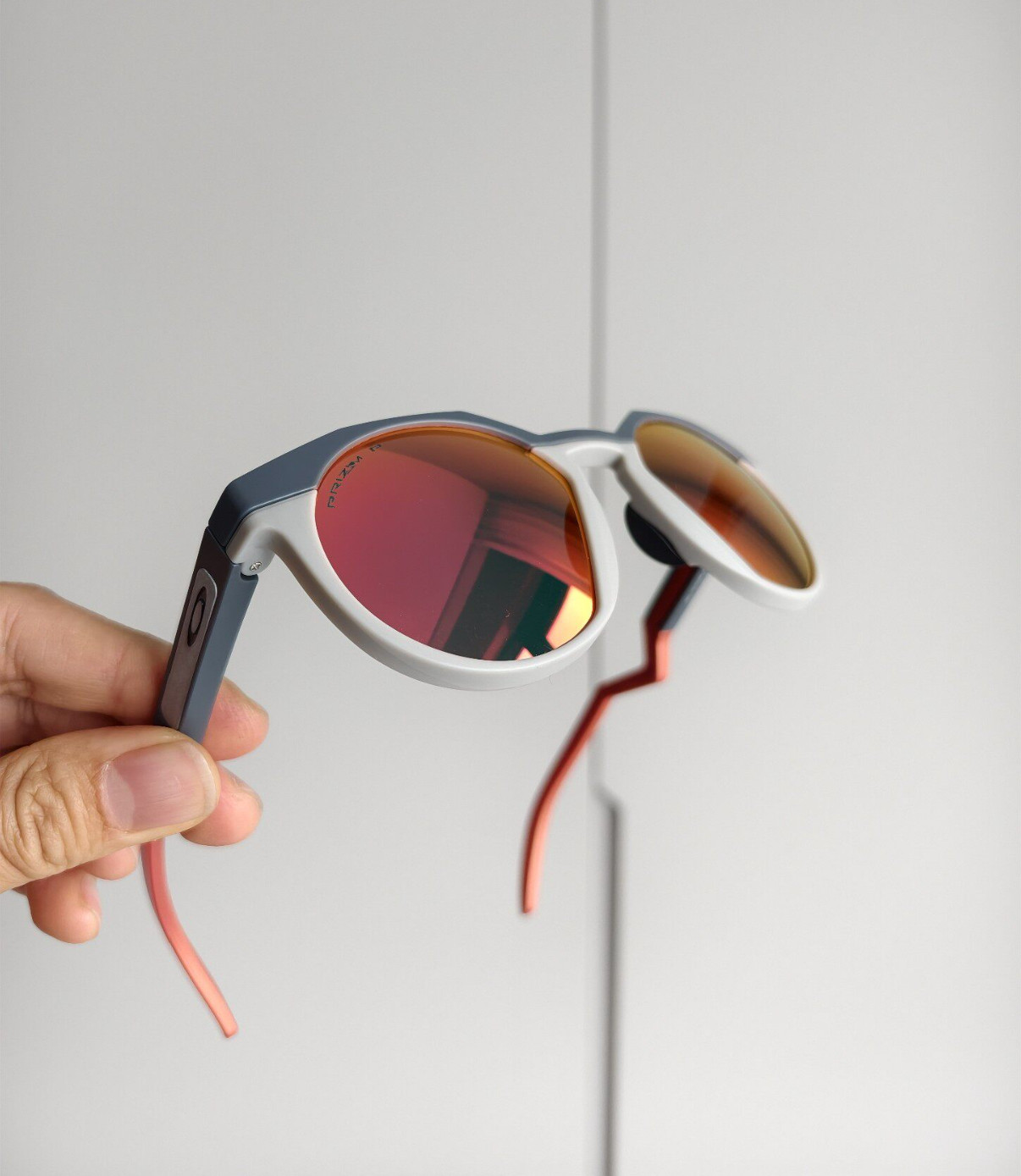 Oakley HSTN 009242 Sunglasses Matte Frame PRIZM Red Lens Sports Vintage
