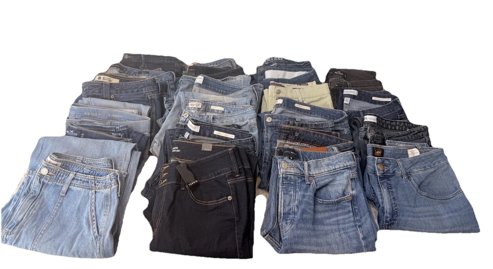 Lot 22: Pairs Women Jean Assorted Wholesale Bulk Inventory Various Washes & Size