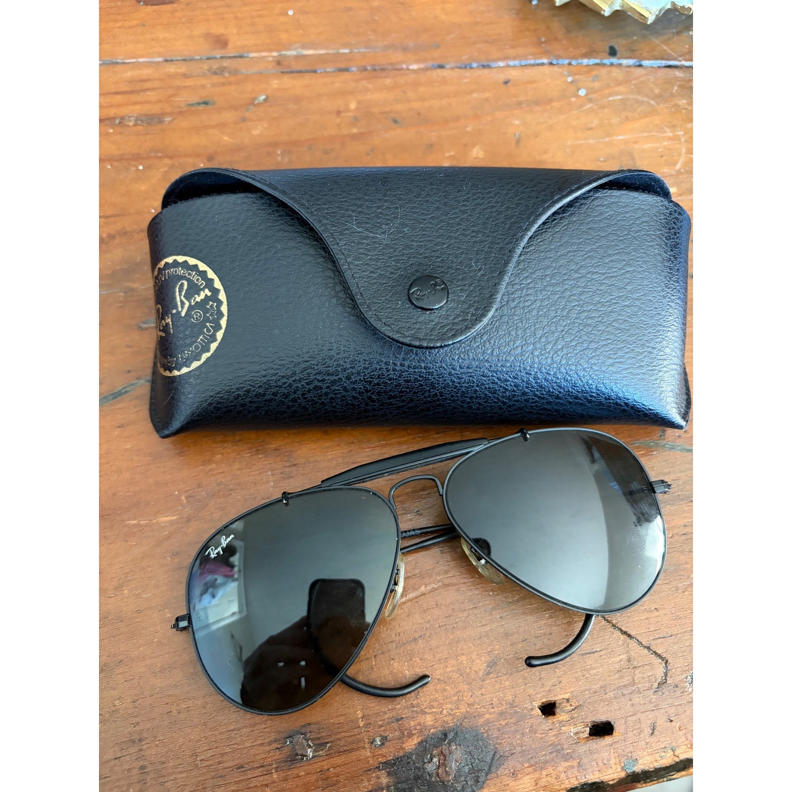 Vintage Ray-Ban B&L Outdoorsman Aviator Sunglasses Black G-15 Lenses Case