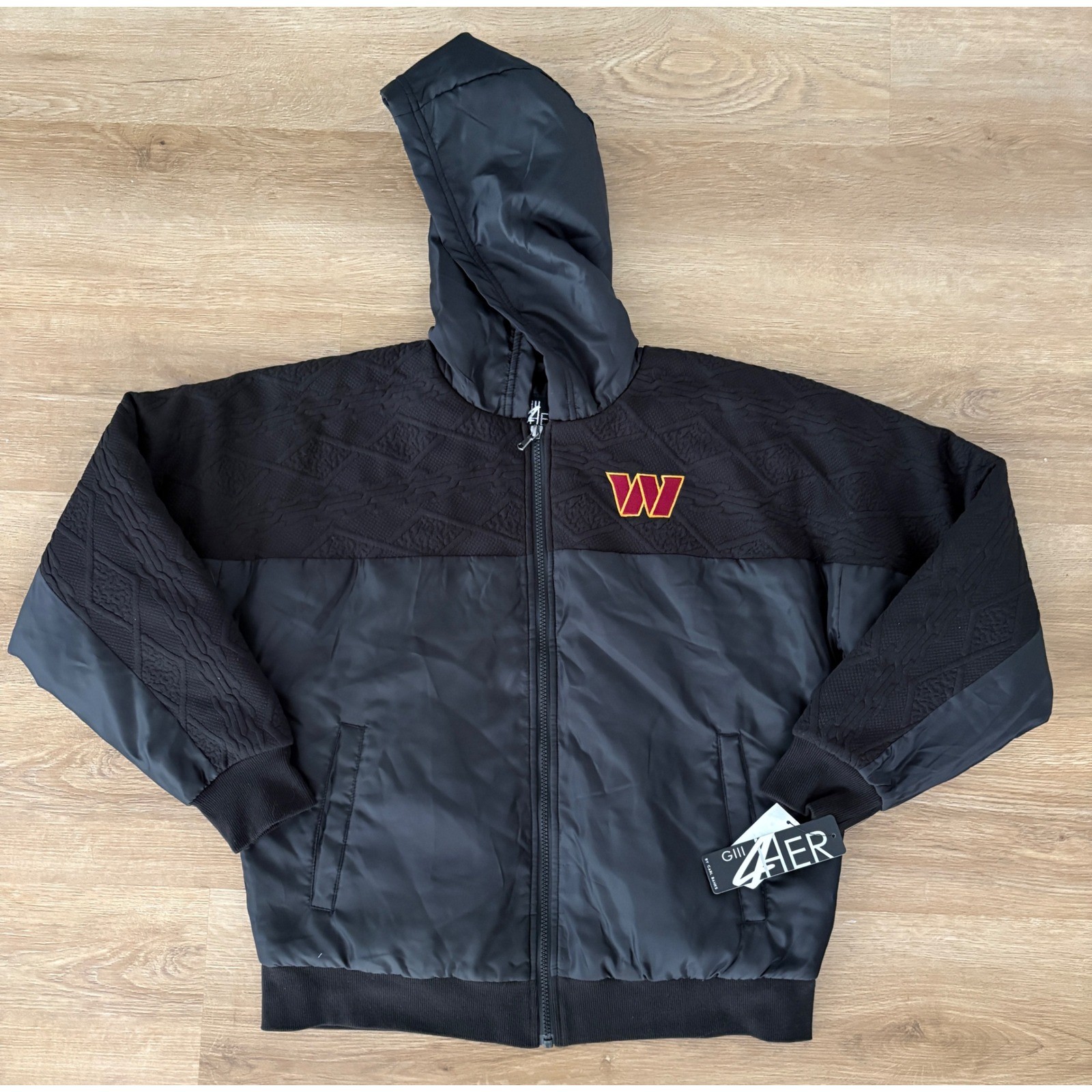 NWT Women\'s G-III 4Her Washington Commanders Hooded Jacket - Medium - Black