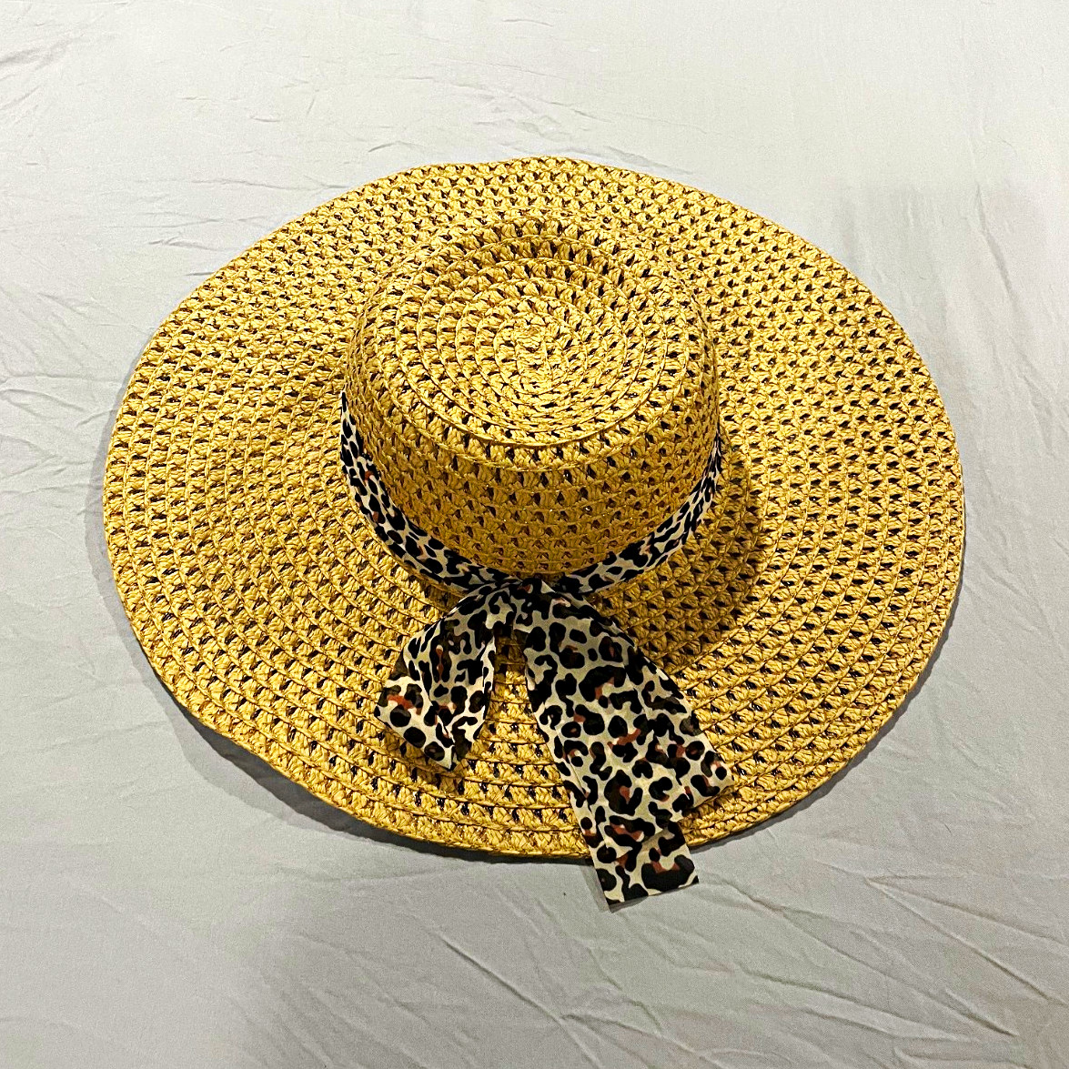 Serra Women\'s One Size Straw Wide Brim Sun Hat Leopard Print Bow Beige