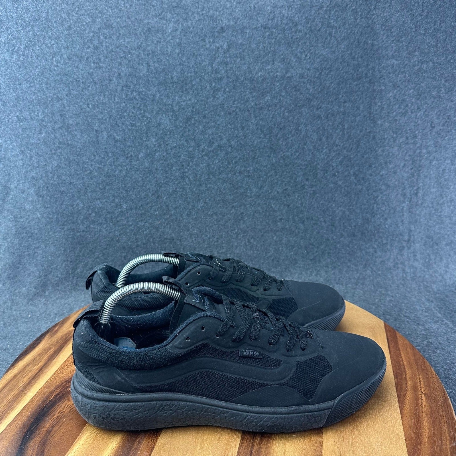 Vans UltraRange EXO Triple Black Sneakers Mens 10 Low Top Skate Shoes