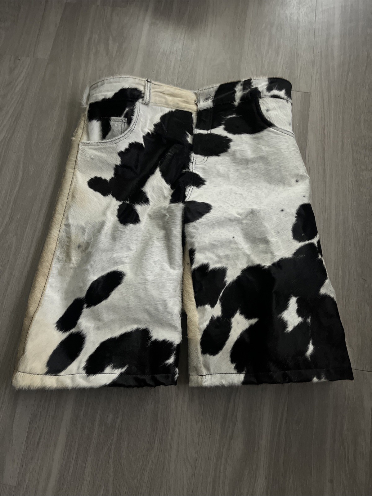 Nyrva Cowhide Shorts
