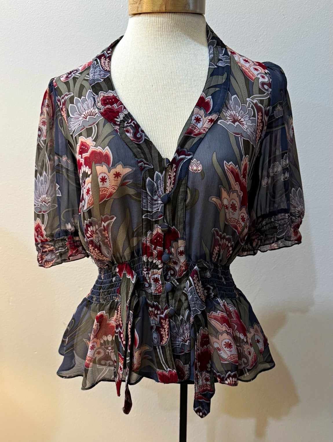 Nanette Lepore Sheer Floral Chiffon V-Neck Short Sleeve Blouse, Size 2