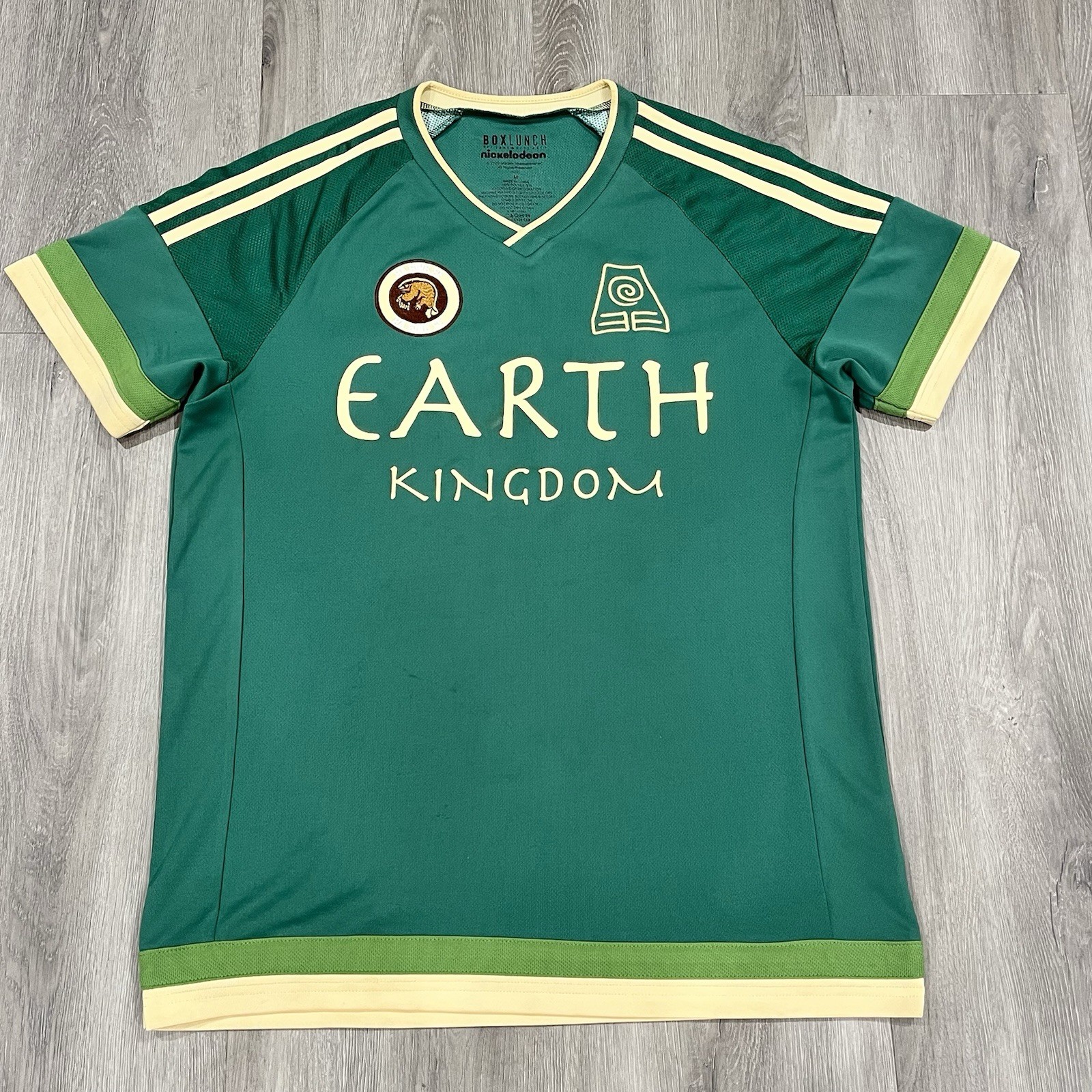 BoxLunch Exclusive Avatar: The Last Airbender Earth Kingdom Jersey Green Men’s M