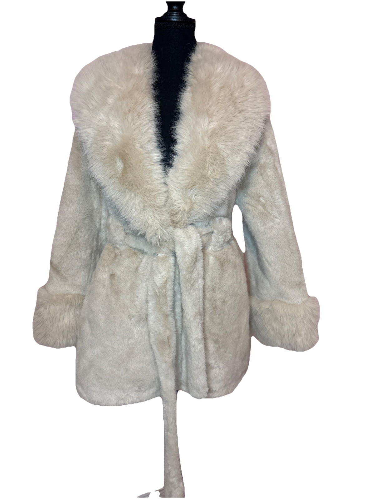 Vav Women’s Faux Fur Coat Size Sm/Med Beige NWT Belted Snap V Neck