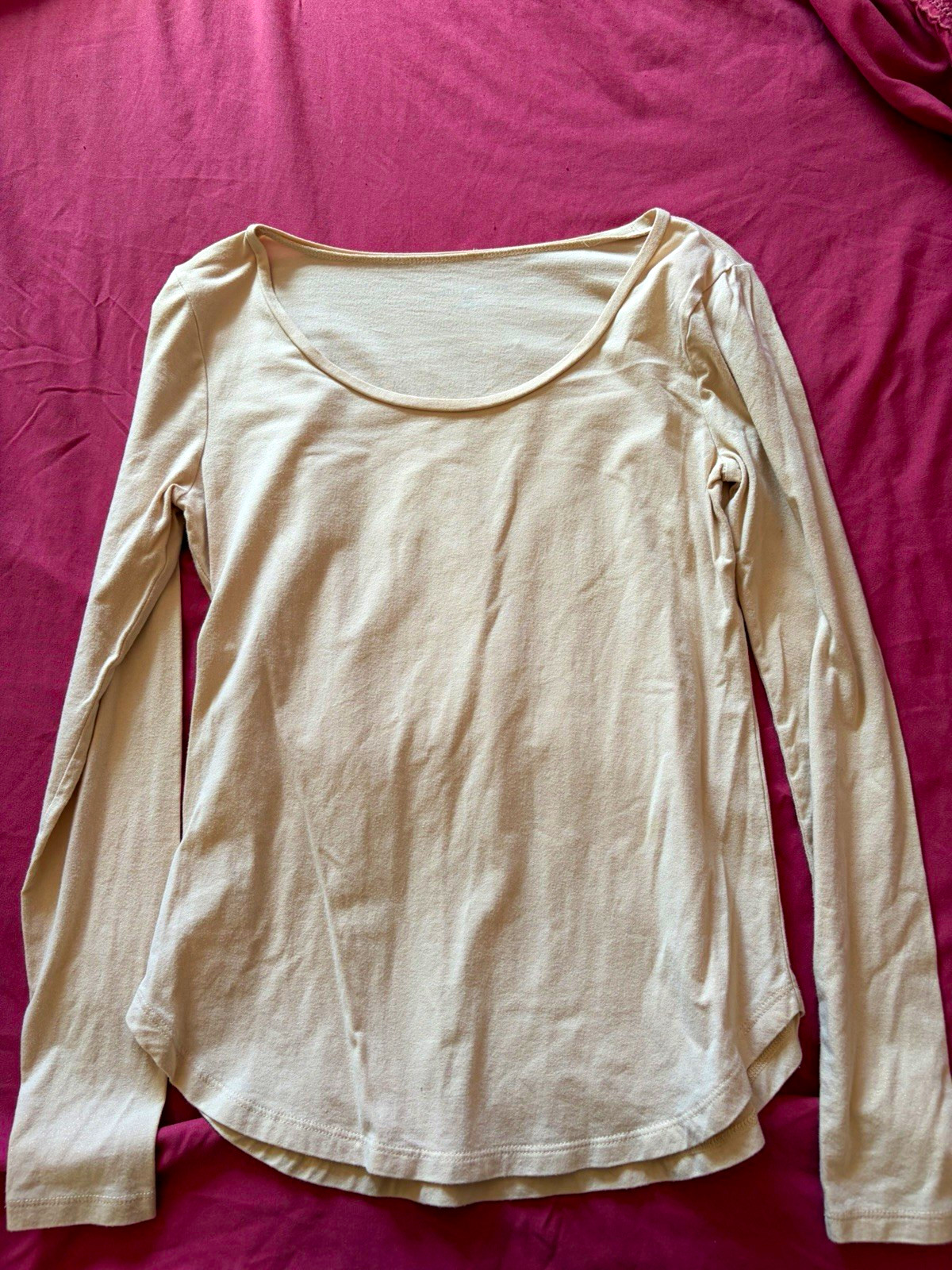 Ann Taylor Beige with Light Shimmer Scoop Neck Long Sleeve Tee Womens Size XS