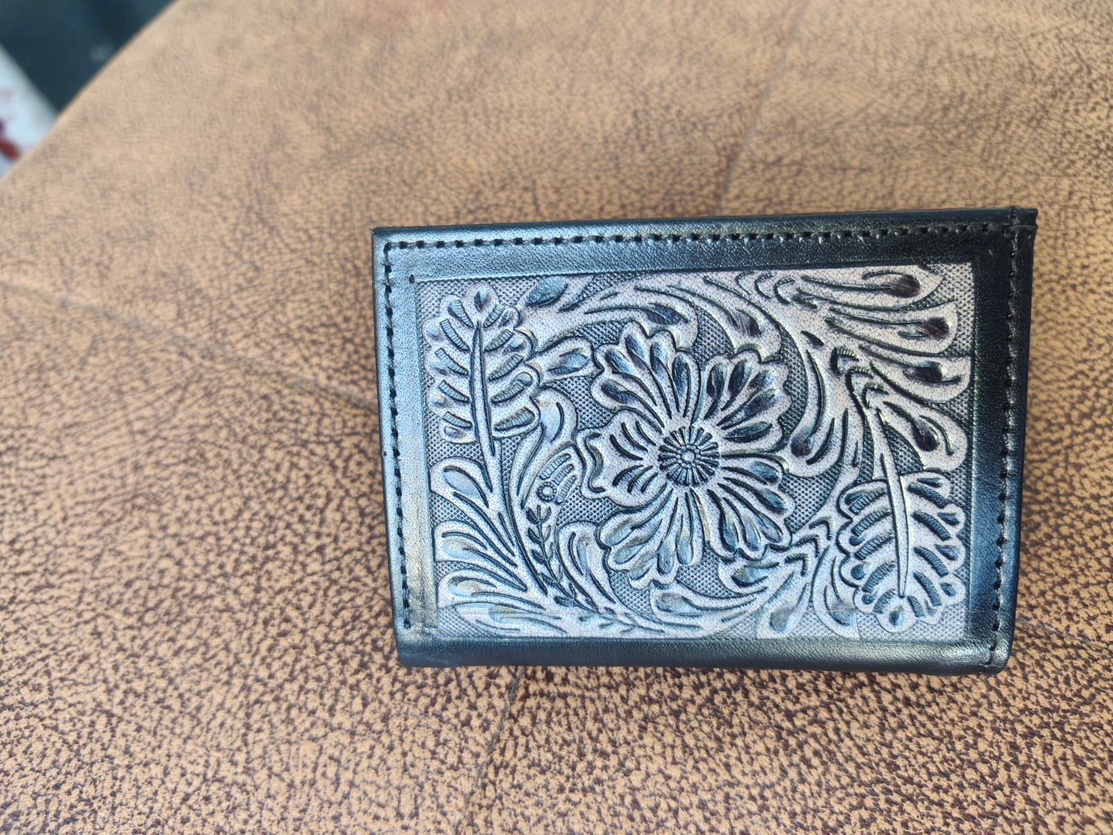 Brown Leather Trifold Wallet Handmade Hand Tooled Floral Design Men\'s Wallet