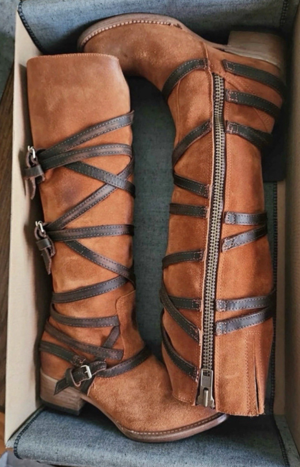 EUC- Freebird by Steven Rust Suede Garrets Garrets. Size 7. Retired Model. Rare