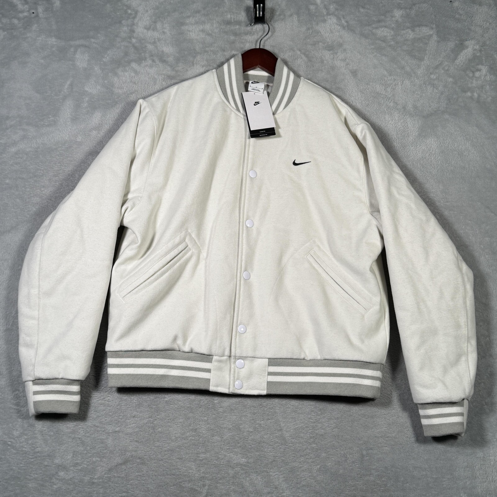 Nike Jacket Mens Medium Varsity Bomber Swoosh Authentics DQ5010-030