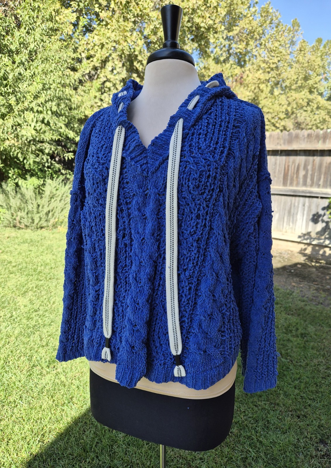 POL Cable Knit Hooded V-Neck Sweater Blue Chunky Oversized Distressed #0537